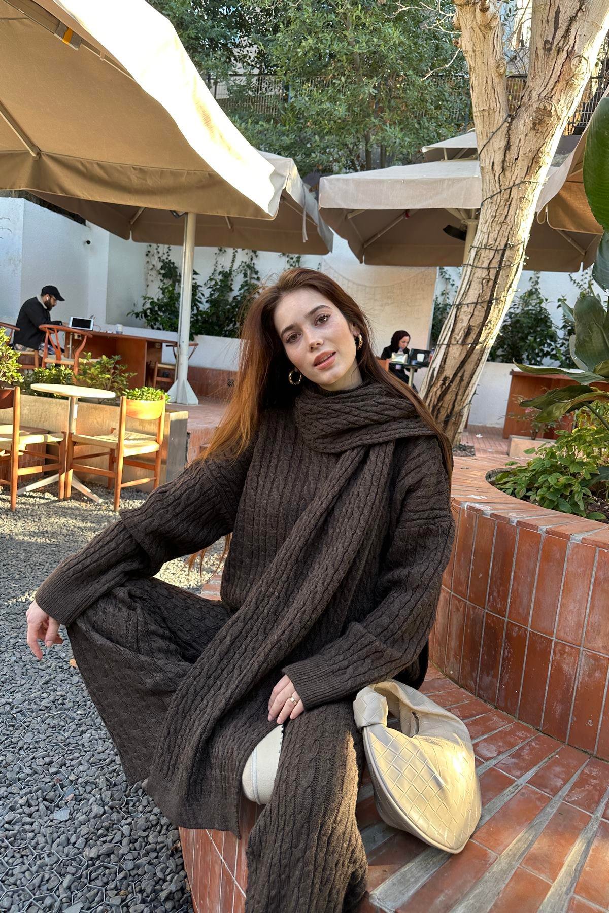 SAÇ ÖRGÜ DESEN ŞALLI PANTOLONLU TRIKO TAKIM