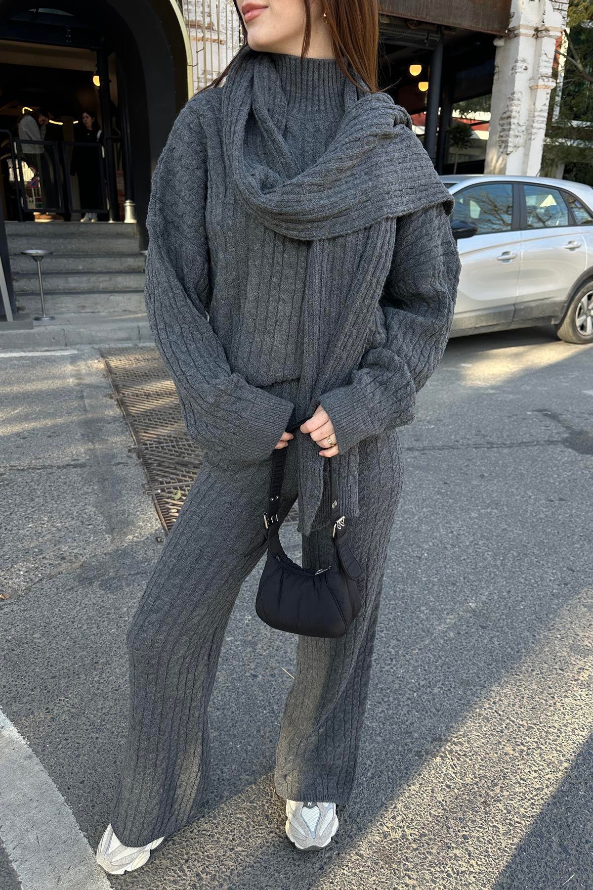 SAÇ ÖRGÜ DESEN ŞALLI PANTOLONLU TRIKO TAKIM