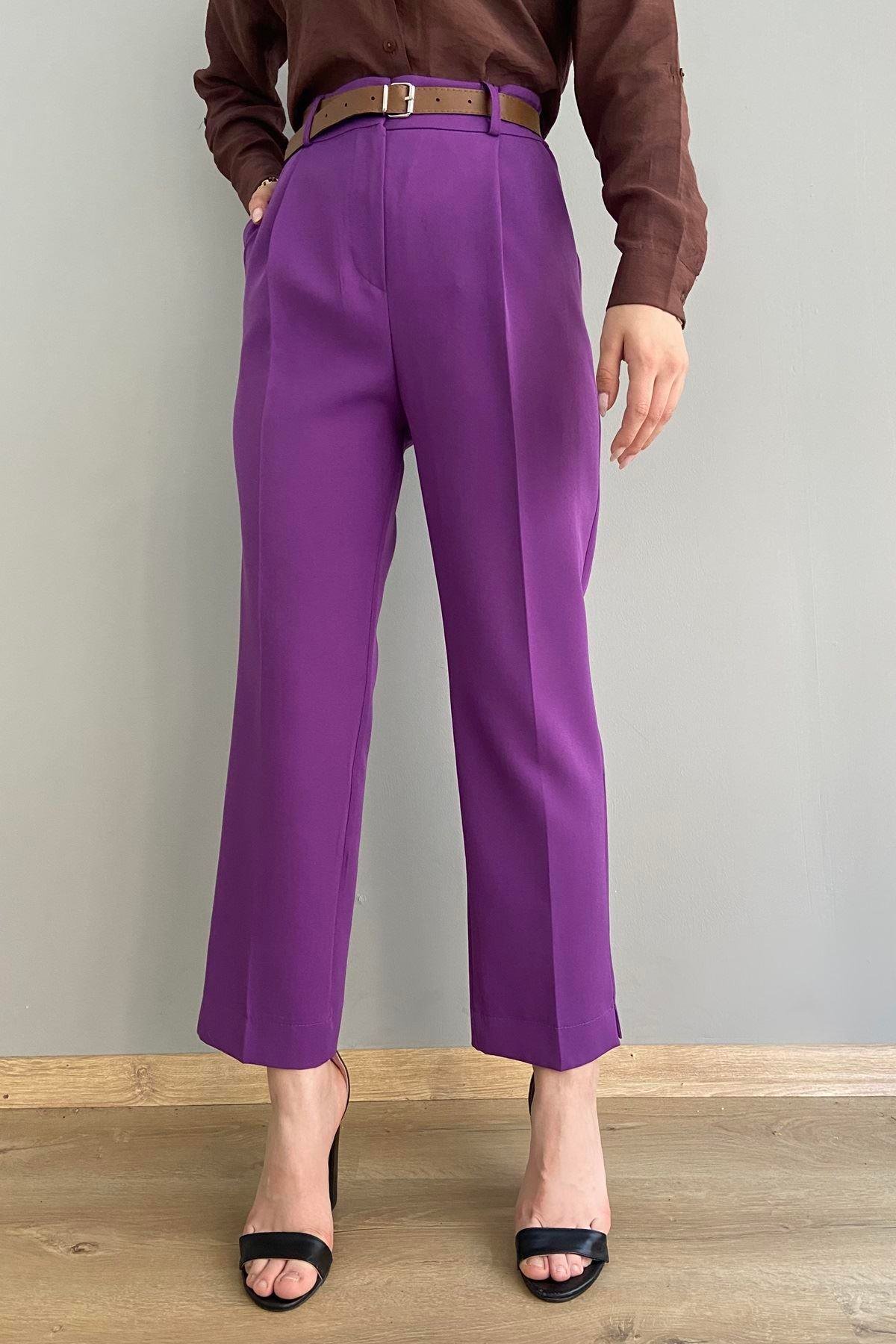 PAÇA YIRTMAÇLI KEMERLİ PANTALON