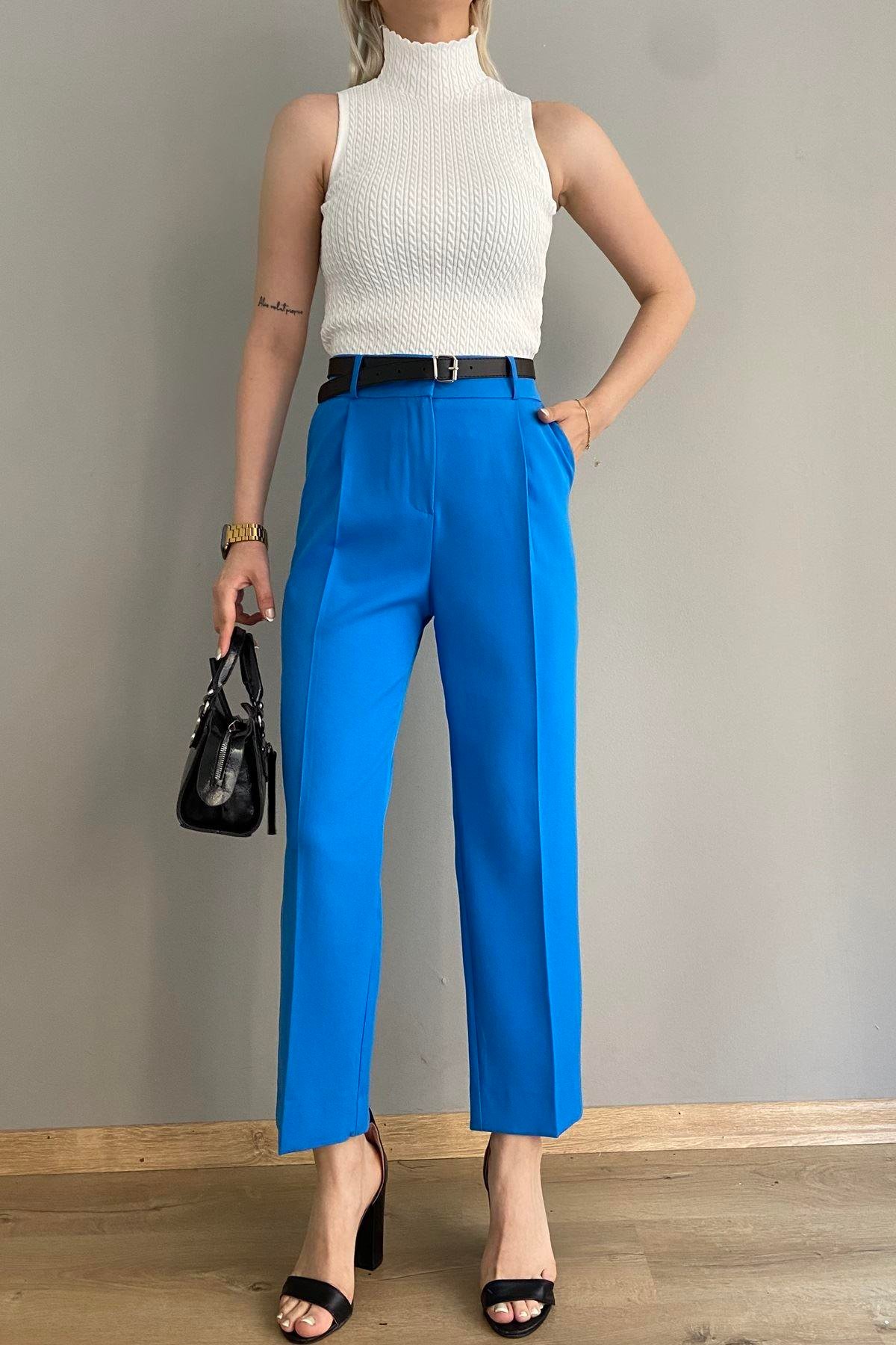 PAÇA YIRTMAÇLI KEMERLİ PANTALON