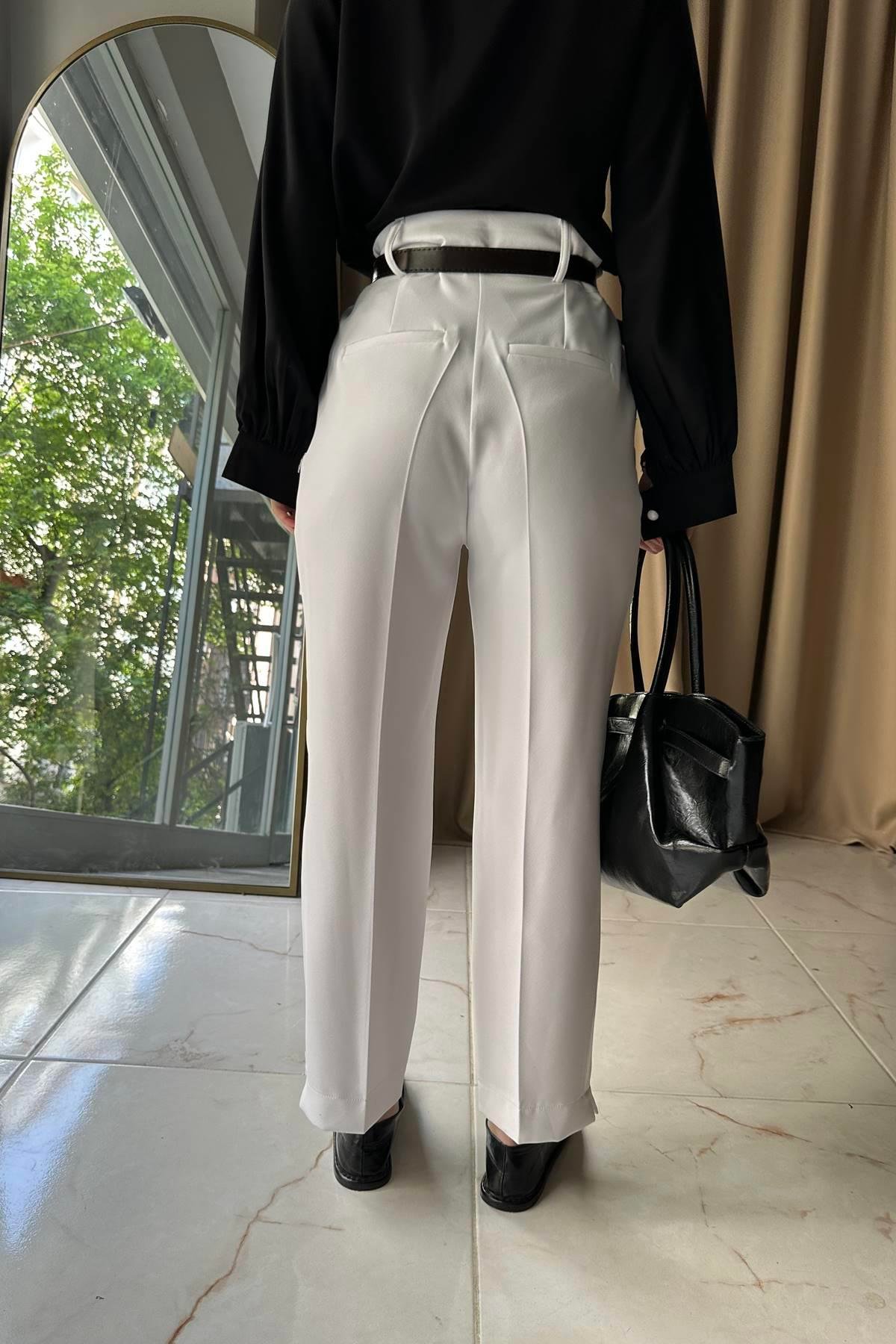 PAÇA YIRTMAÇLI KEMERLİ PANTALON