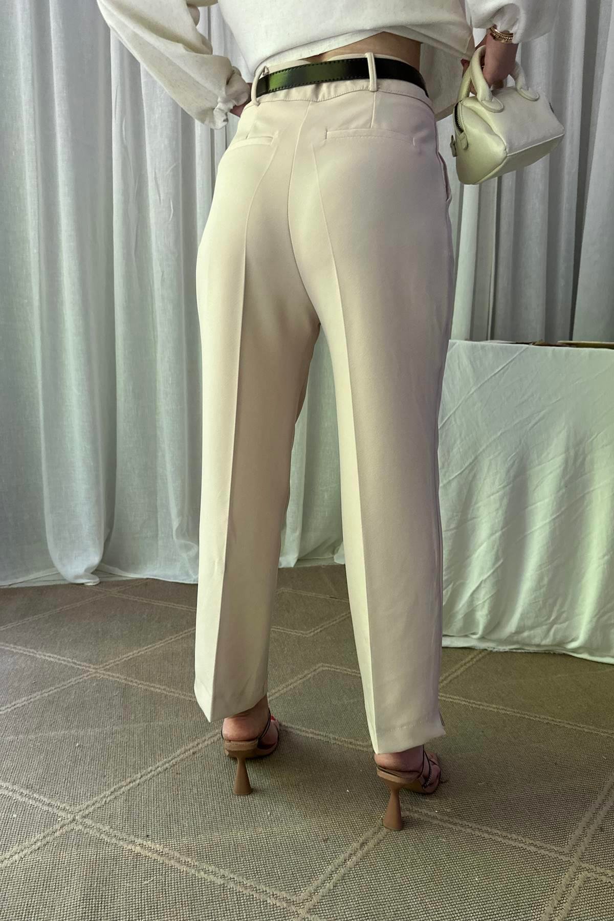 PAÇA YIRTMAÇLI KEMERLİ PANTALON