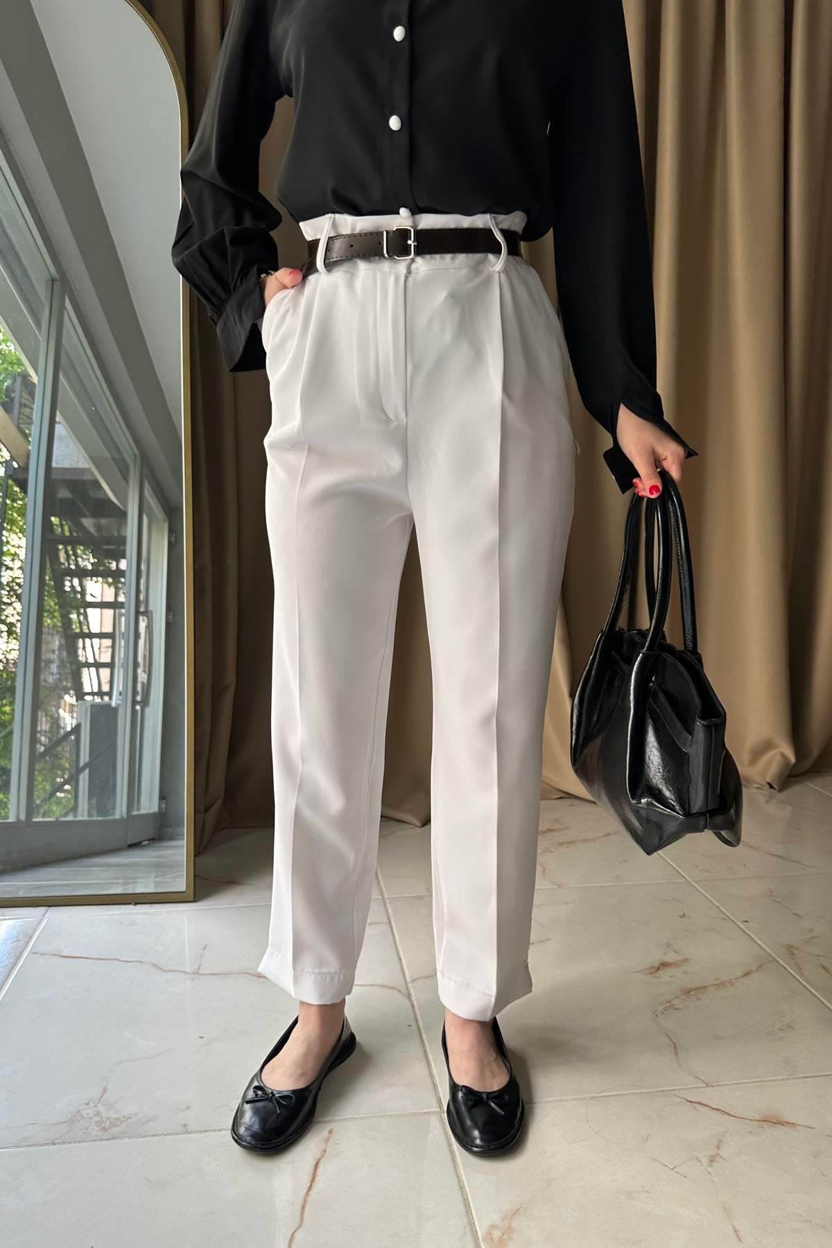 PAÇA YIRTMAÇLI KEMERLİ PANTALON