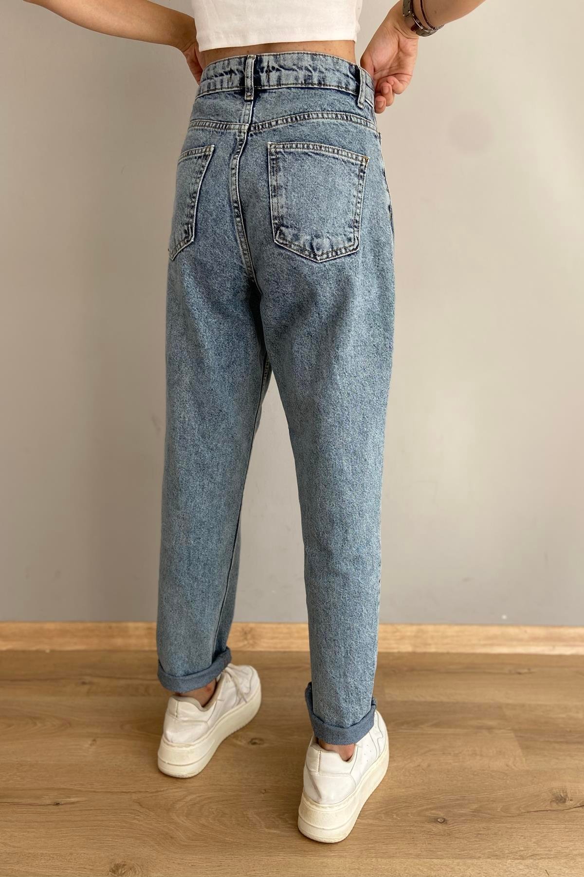 PACASI KESIK MOM PANTALON