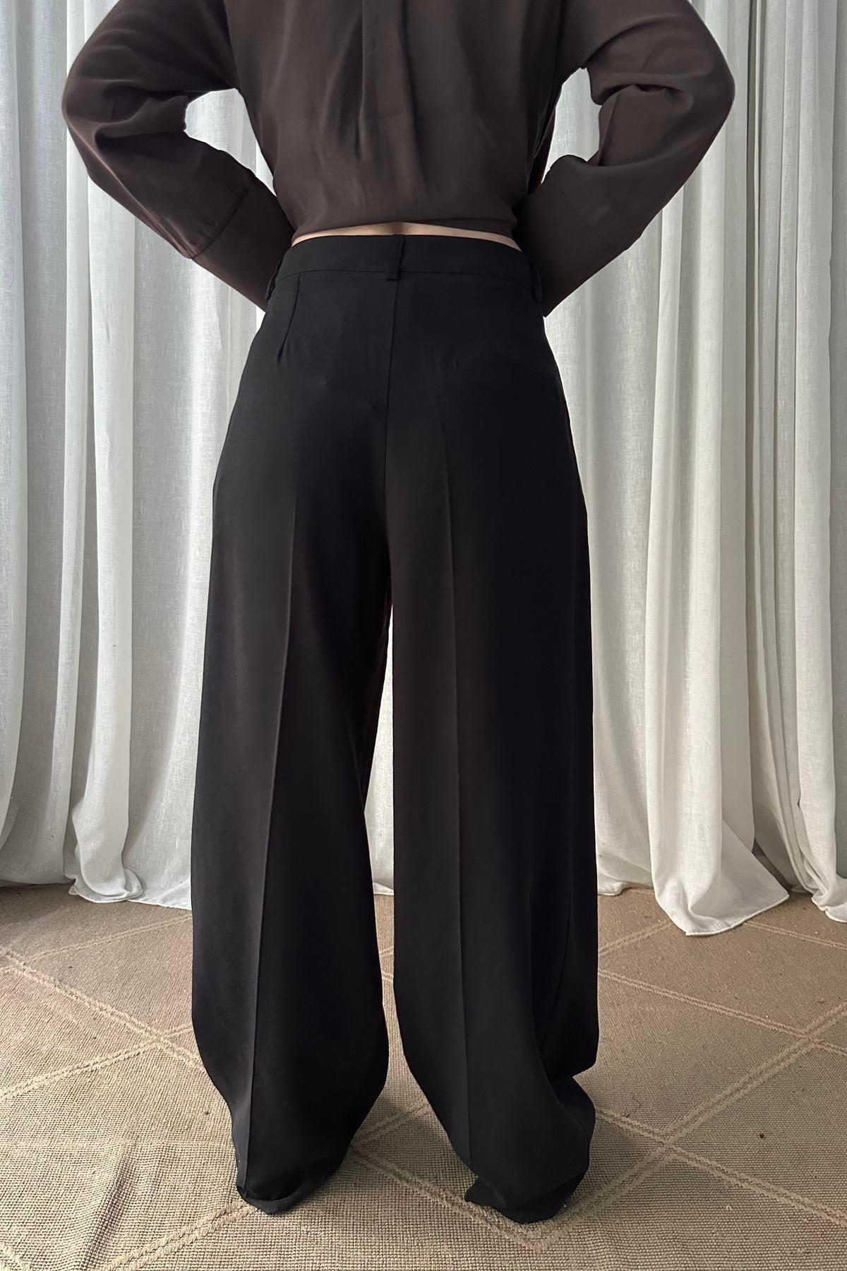PİLELİ BOL PAÇA PANTOLON