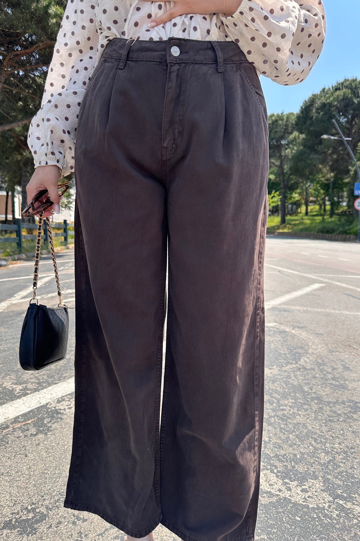 PİLELİ DÖKÜMLÜ PANTOLON