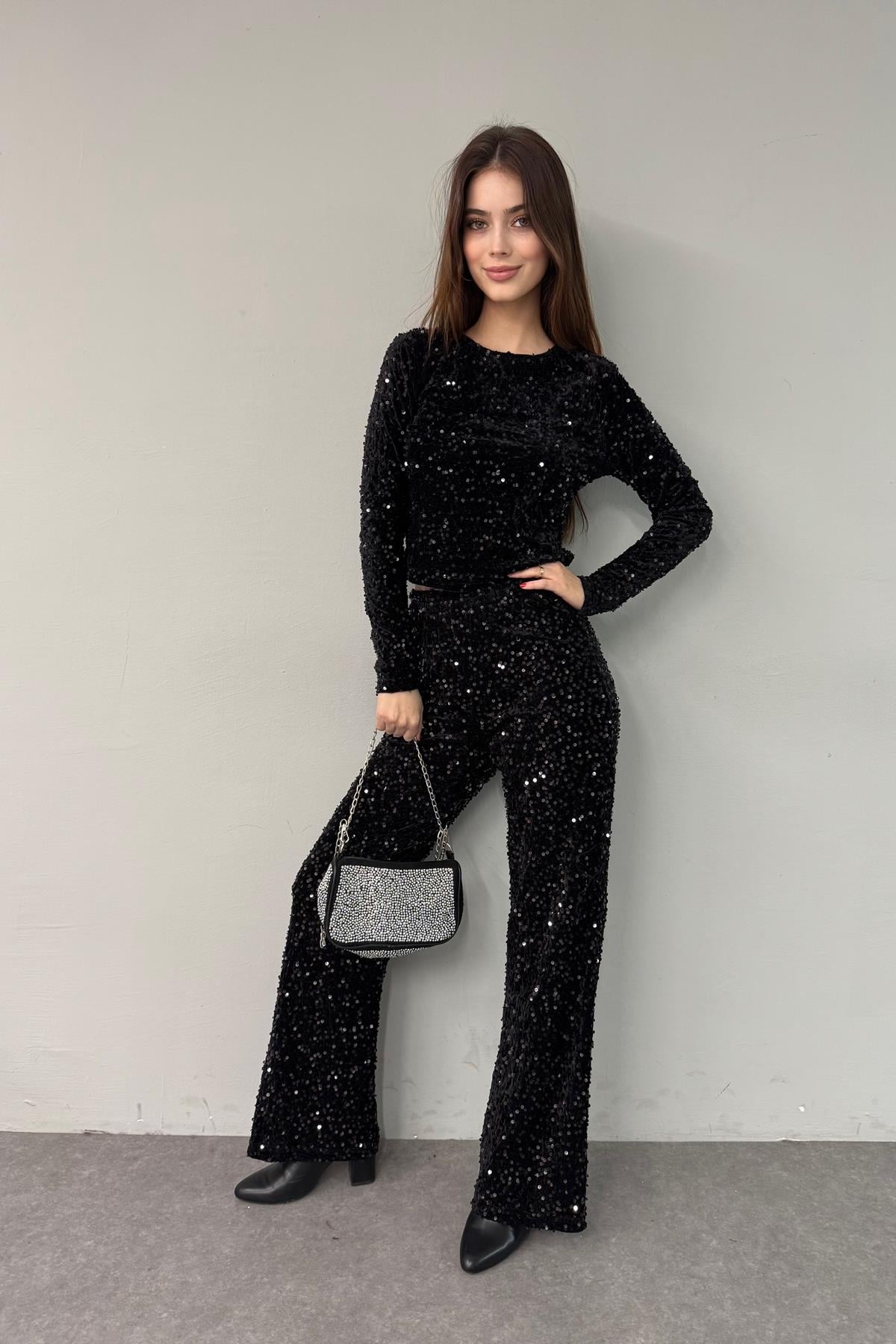 PUL DETAY KADİFE PANTOLON