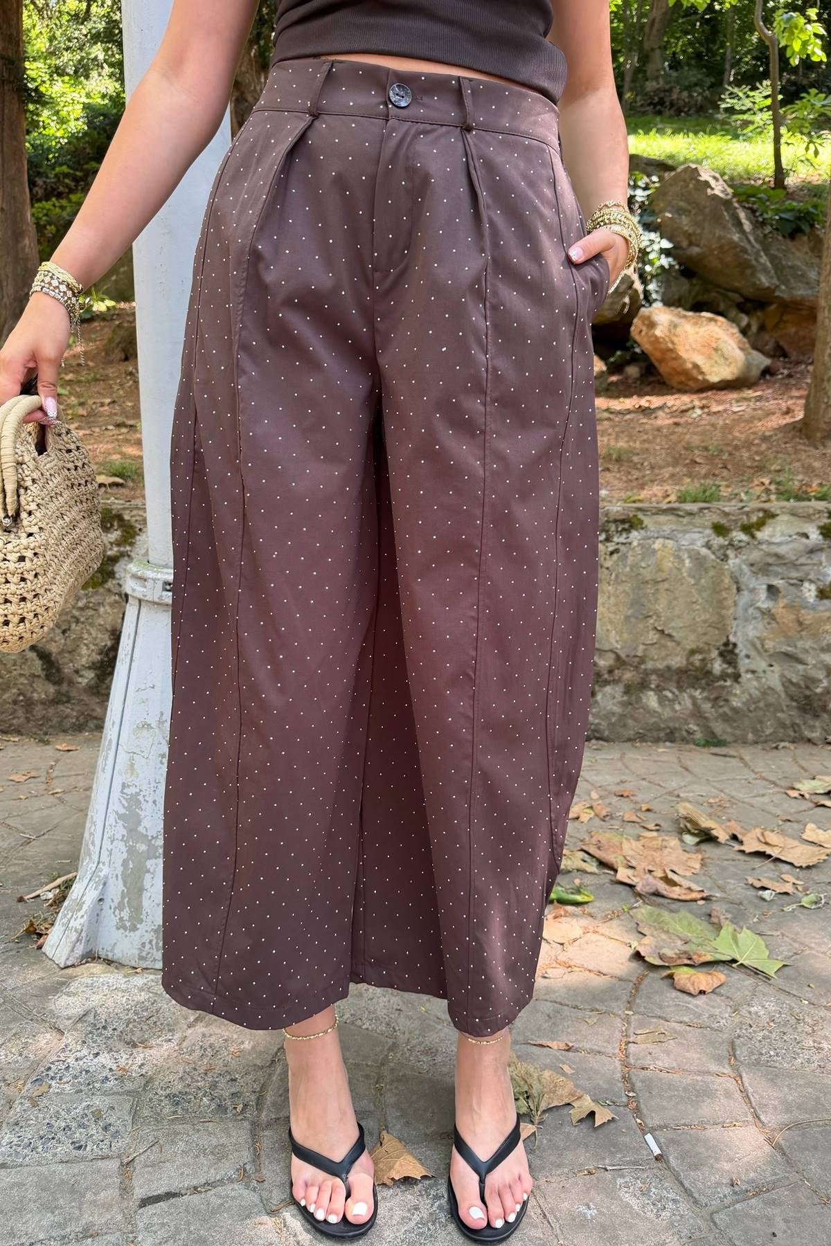 TAŞ DETAY BOL PANTOLON
