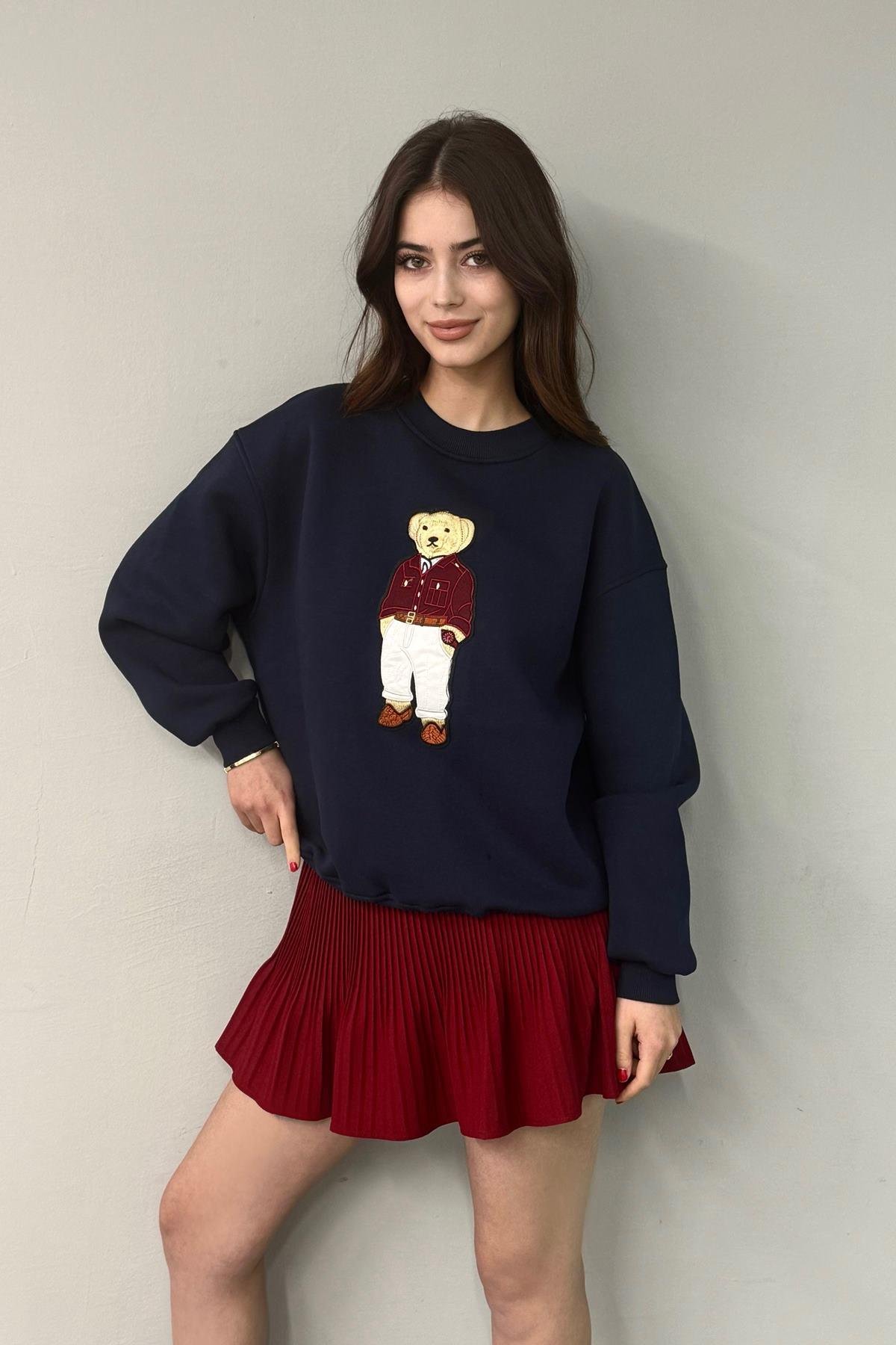 AYICIK NAKIŞLI SWEATSHIRT