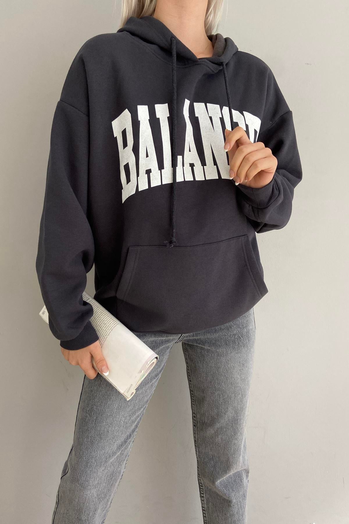 BASKI DETAYLI KAPŞONLU OVERSİZE SWEATSHIRT