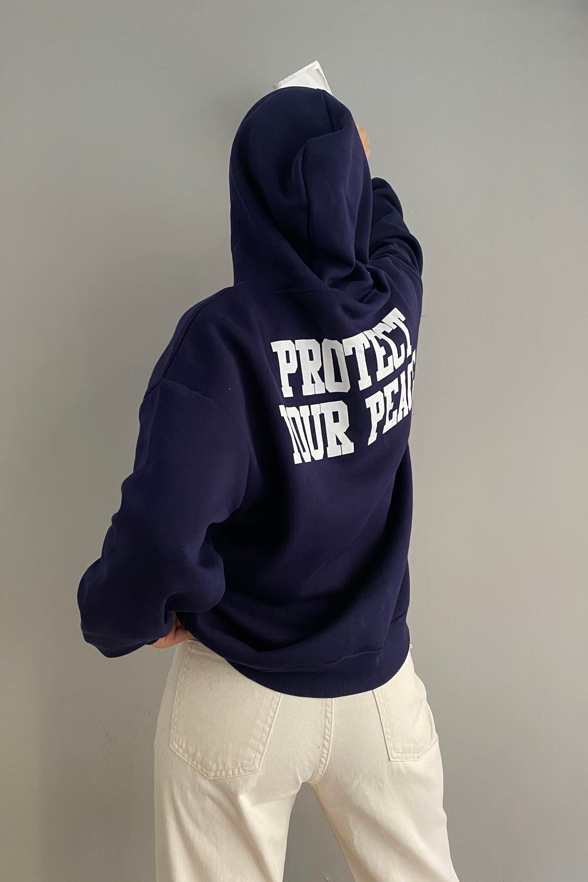 BASKI DETAYLI KAPŞONLU OVERSİZE SWEATSHIRT