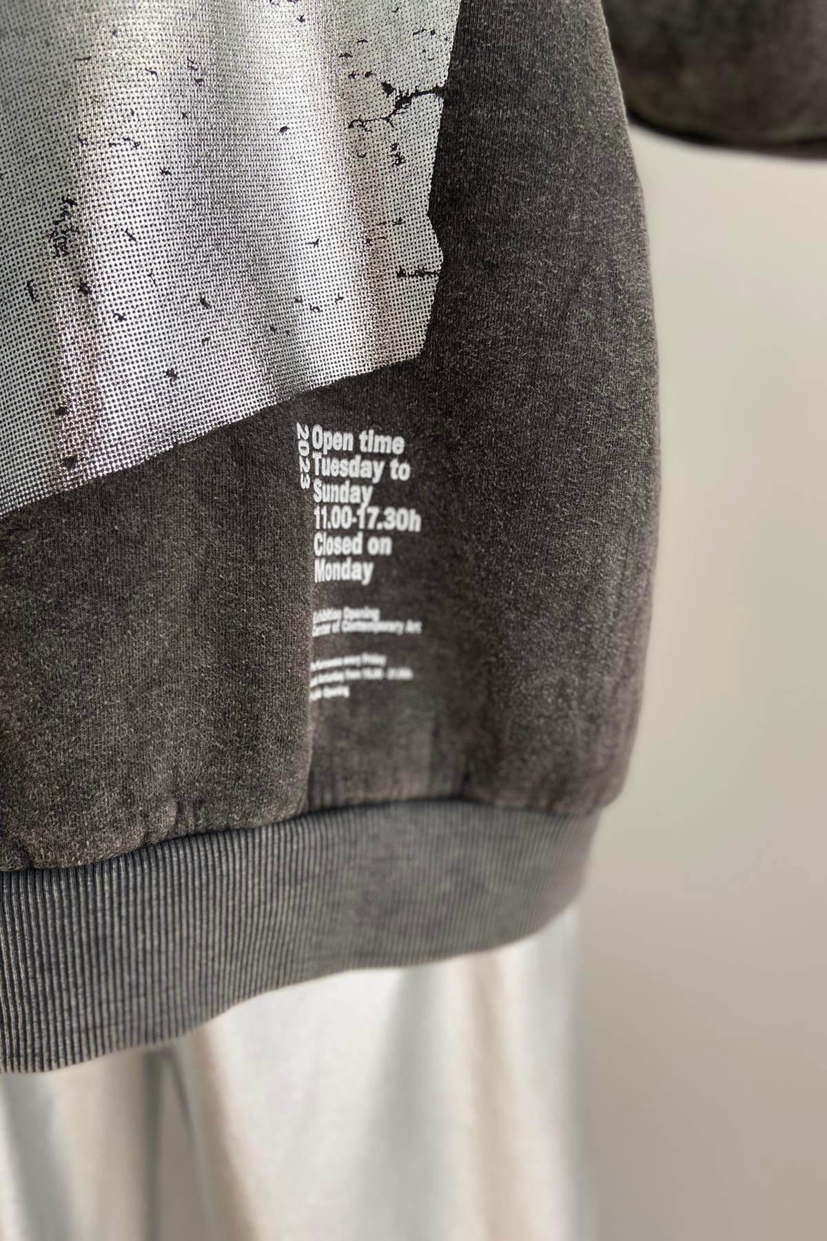 BASKI DETAYLI SWEATSHIRT