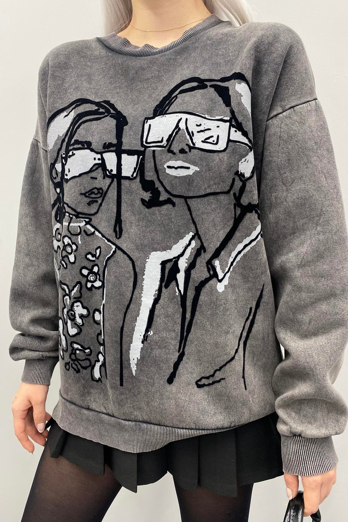 BASKI DETAYLI SWEATSHIRT