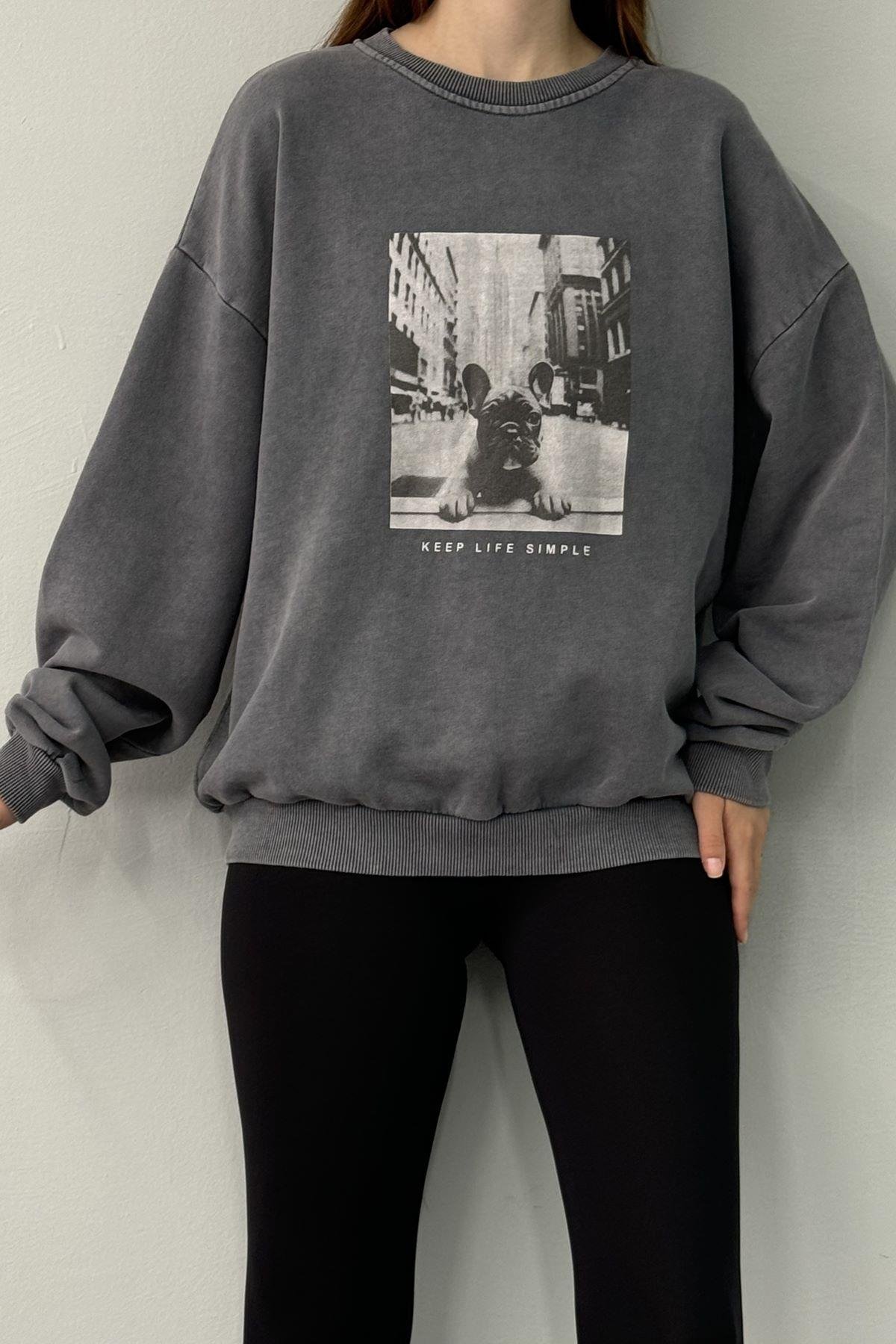 BASKI DETAYLI YIKAMALI SWEATSHIRT