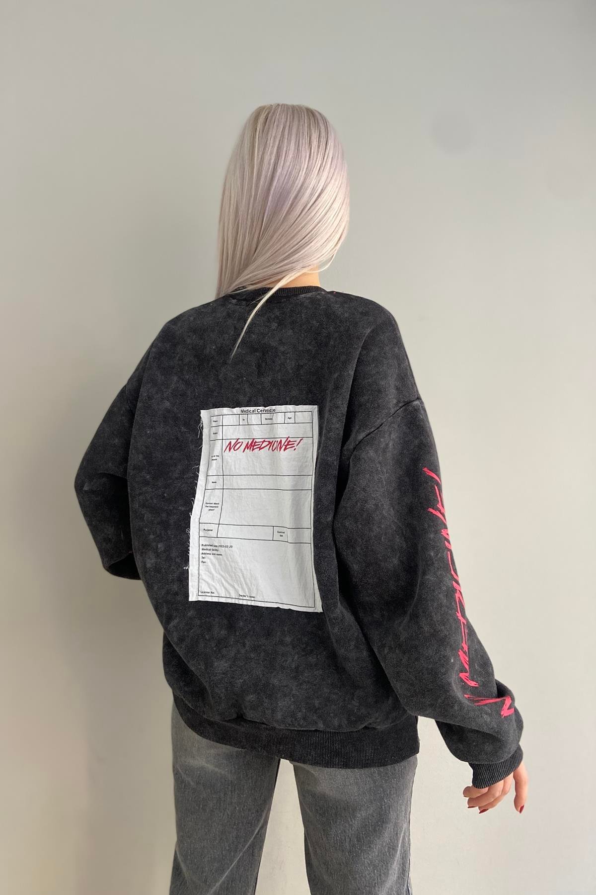 BASKI VE NAKIŞ DETAYLI SWEATSHIRT