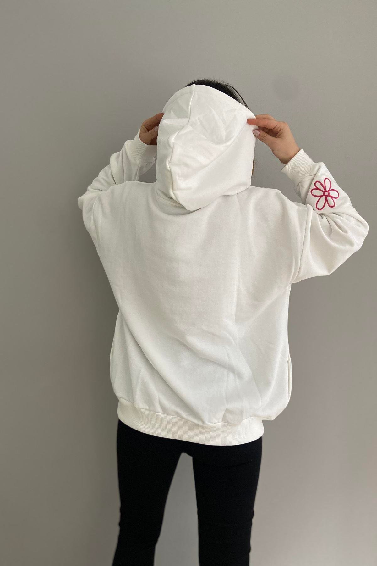 BASKI VE NAKIŞ DETAYLI SWEAT