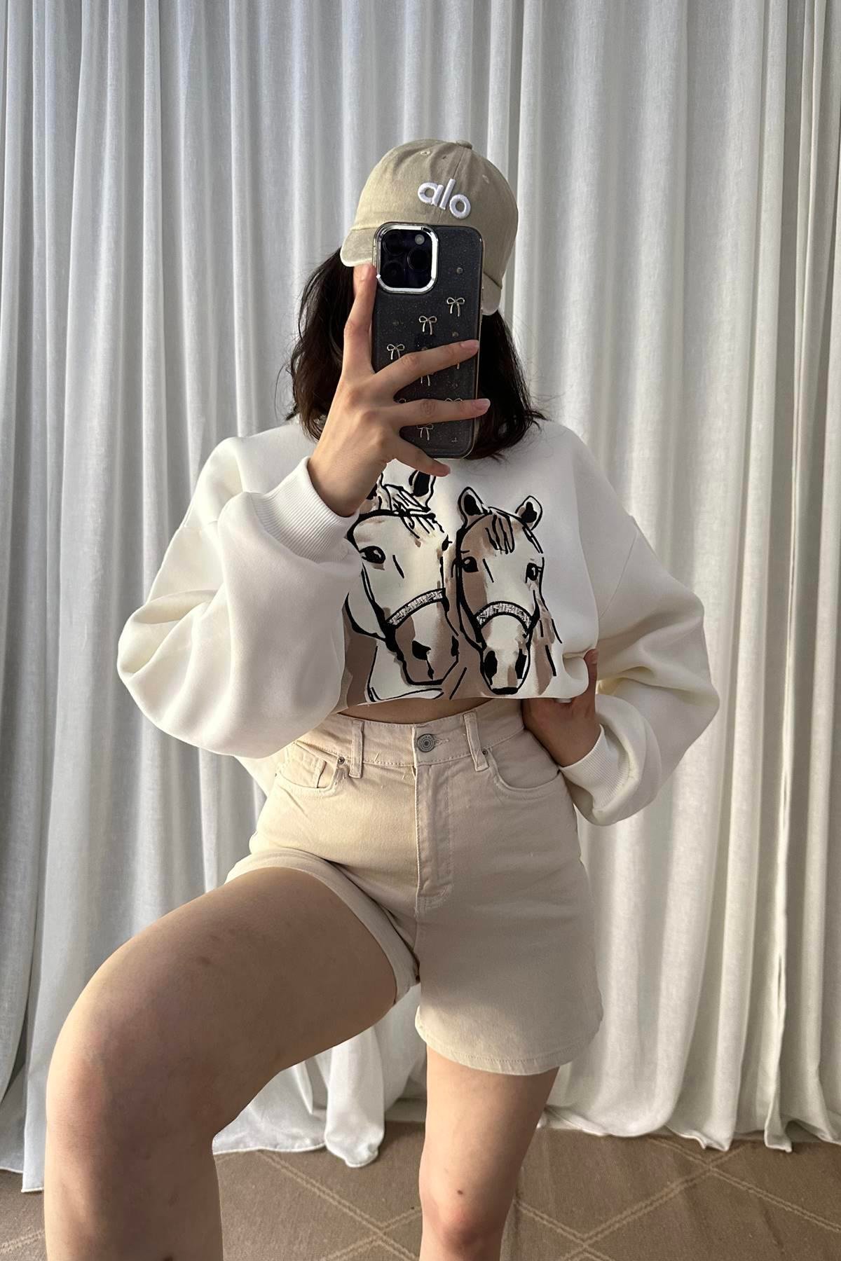 BASKI VE NAKIŞ DETAYLŞI SWEATSHIRT