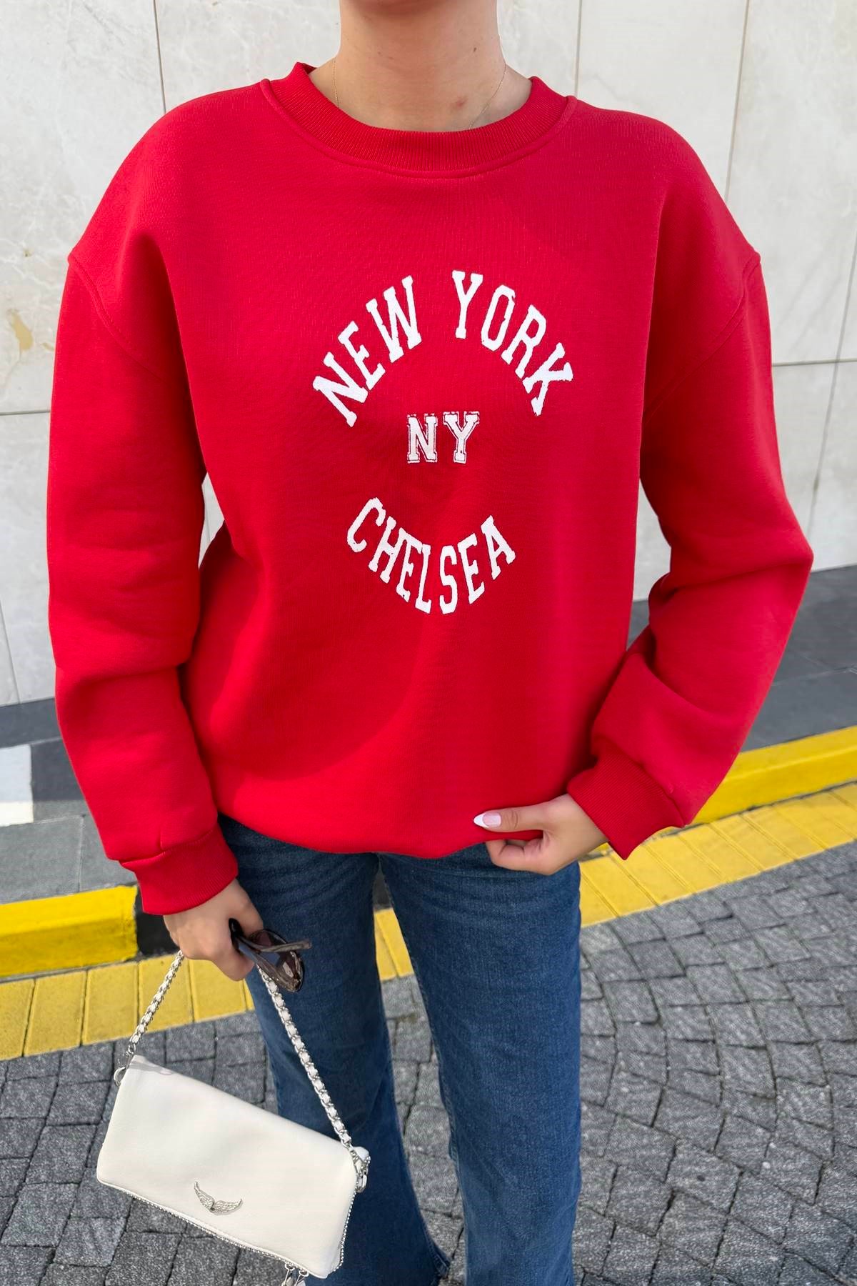 BİSİKLET YAKA BASKI VE NAKIŞ DETAY SWEATSHIRT