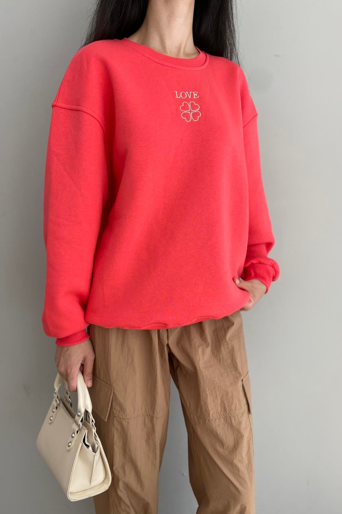 BİSİKLET YAKA BASKILI NAKIŞ DETAY SWEATSHIRT