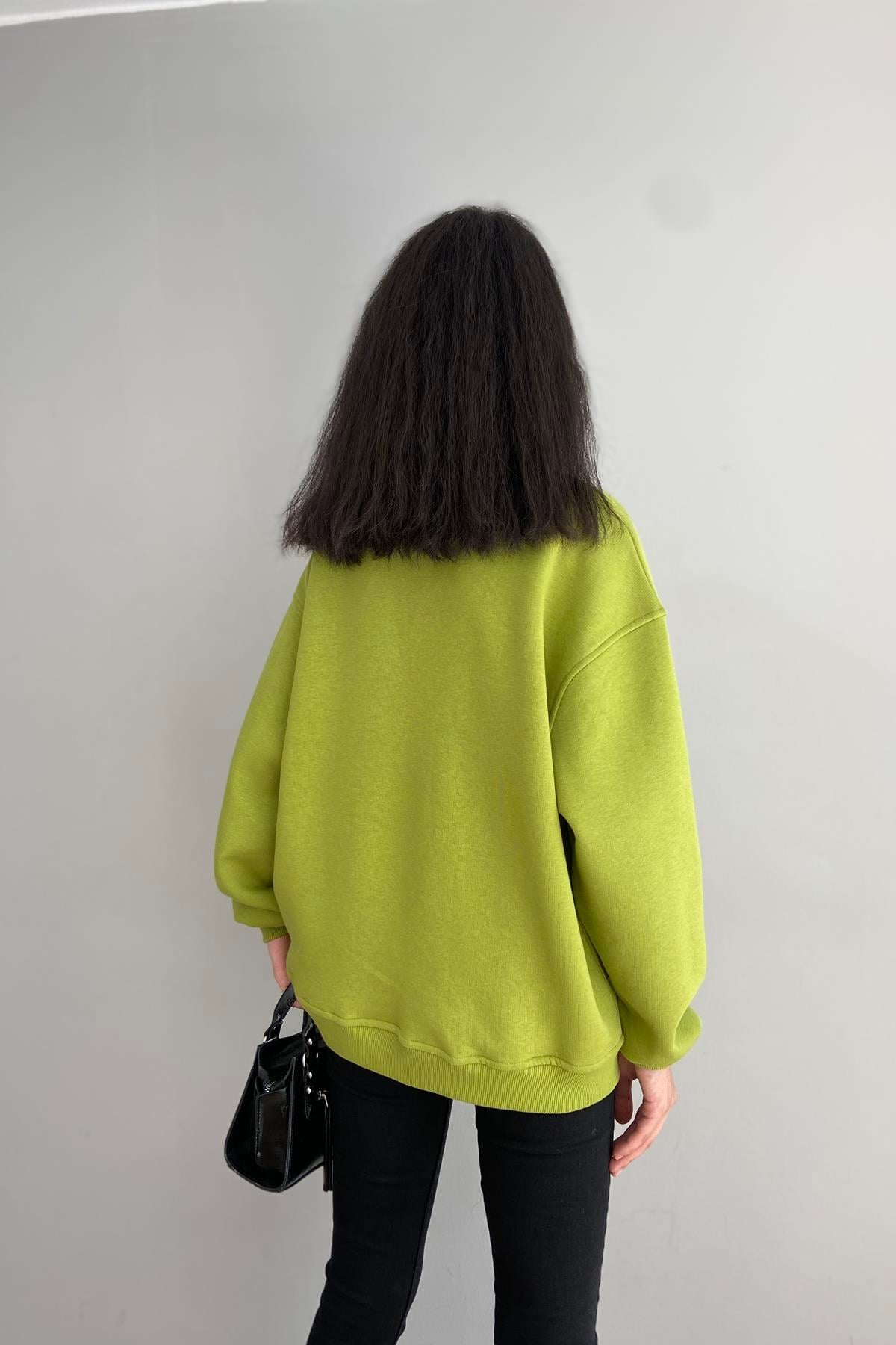 BİSİKLET YAKA BASKILI NAKIŞ DETAY SWEATSHIRT