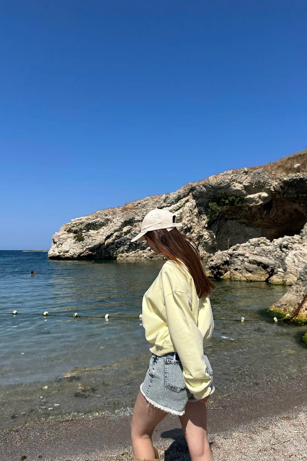 BİSİKLET YAKA CROP SWEATSHIRT