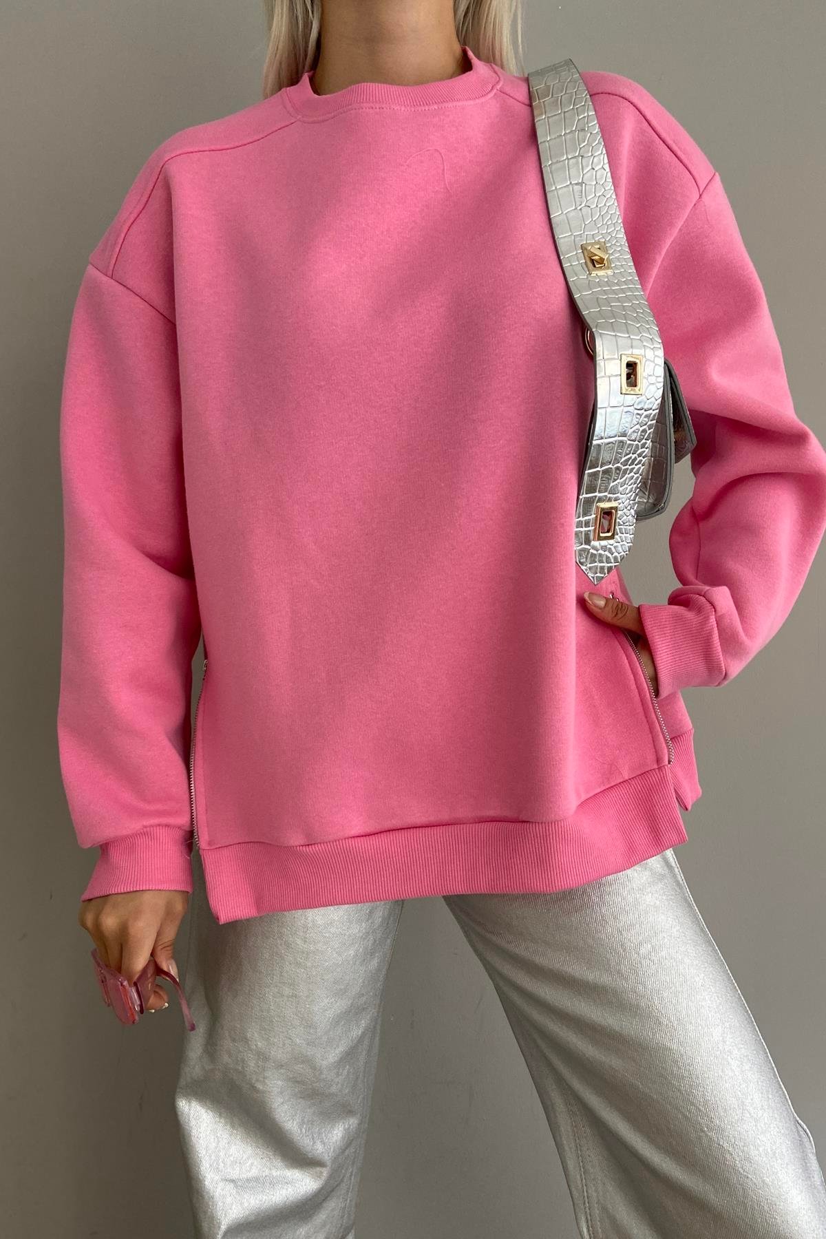 BİSİKLET YAKA FERMUAR DETAYLI SWEATSHIRT