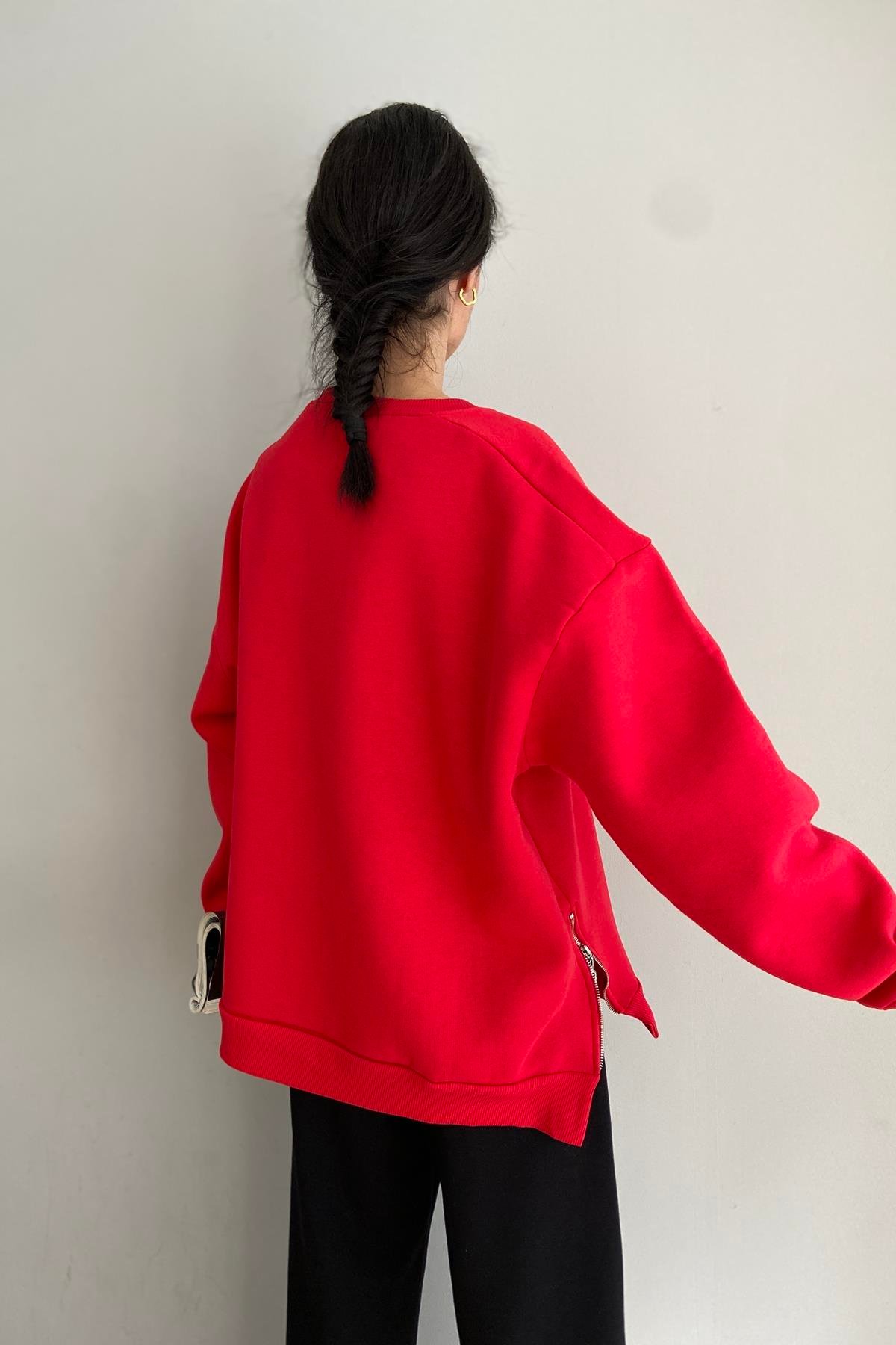 BİSİKLET YAKA FERMUAR DETAYLI SWEATSHIRT