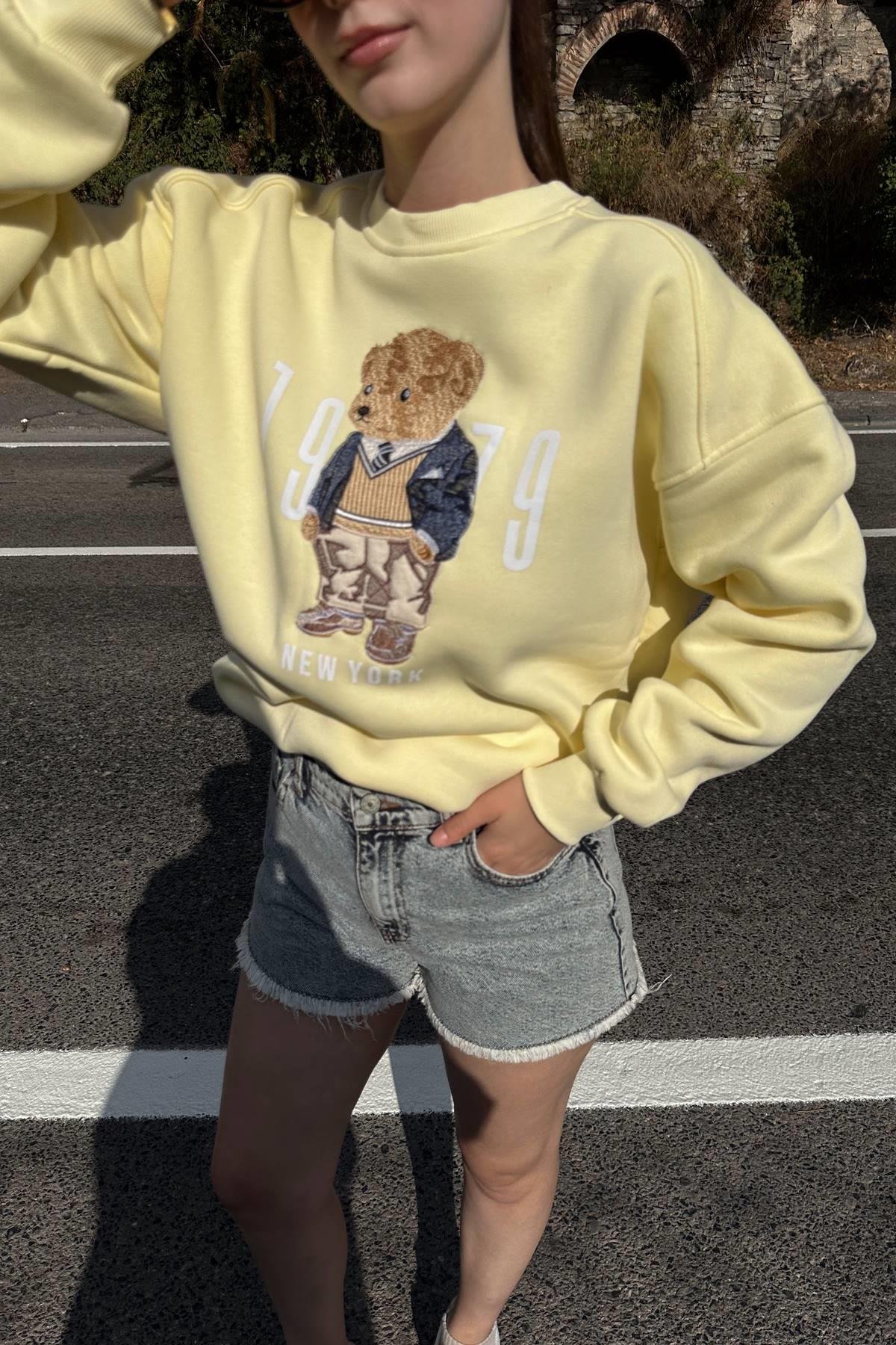 BİSİKLET YAKA NAKIŞ DETAY SWEATSHIRT