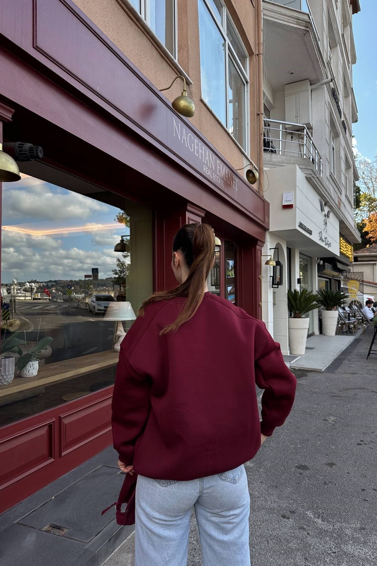 BİSİKLET YAKA NAKIŞ DETAY SWEATSHIRT