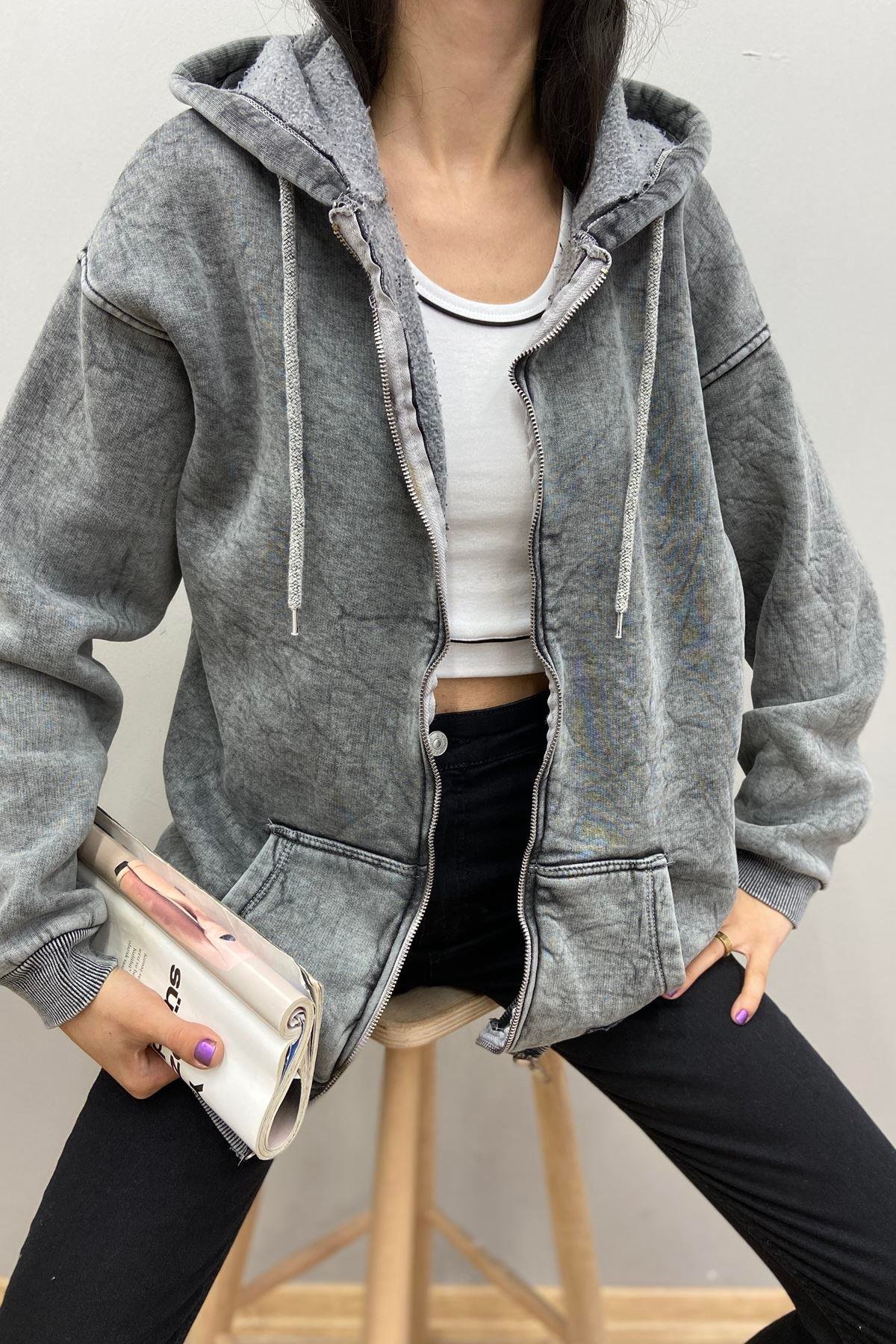 FERMUARLI YIKAMALI KAPŞONLU SWEATSHIRT