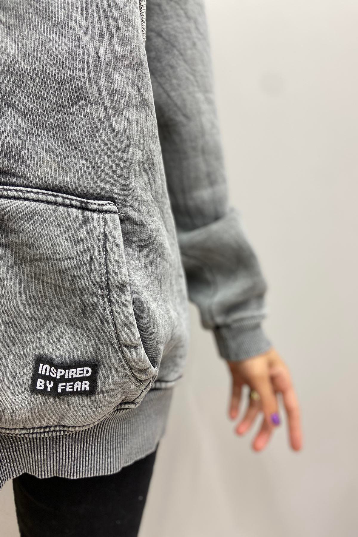 FERMUARLI YIKAMALI KAPŞONLU SWEATSHIRT