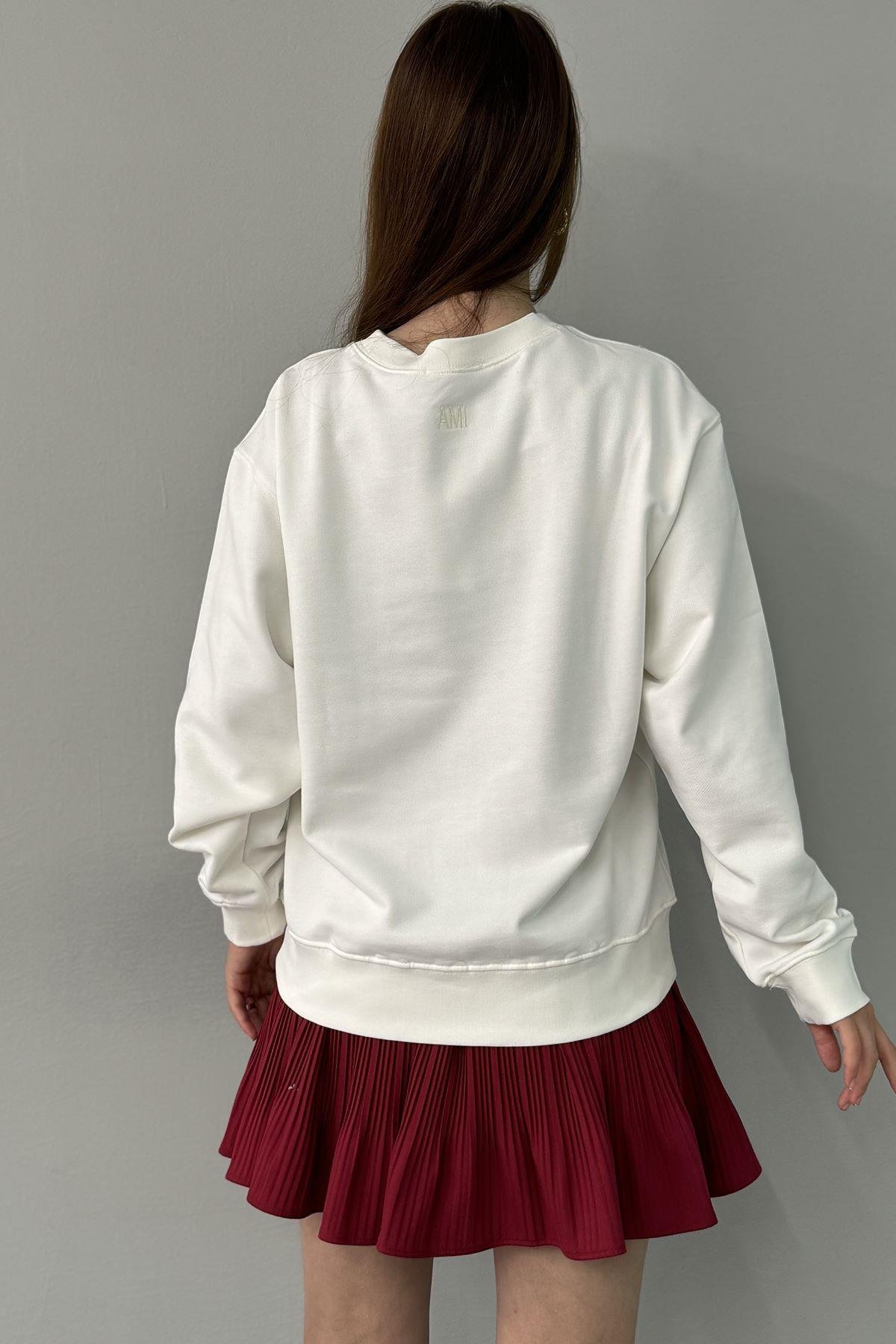 KALP NAKIŞLI SWEATSHIRT