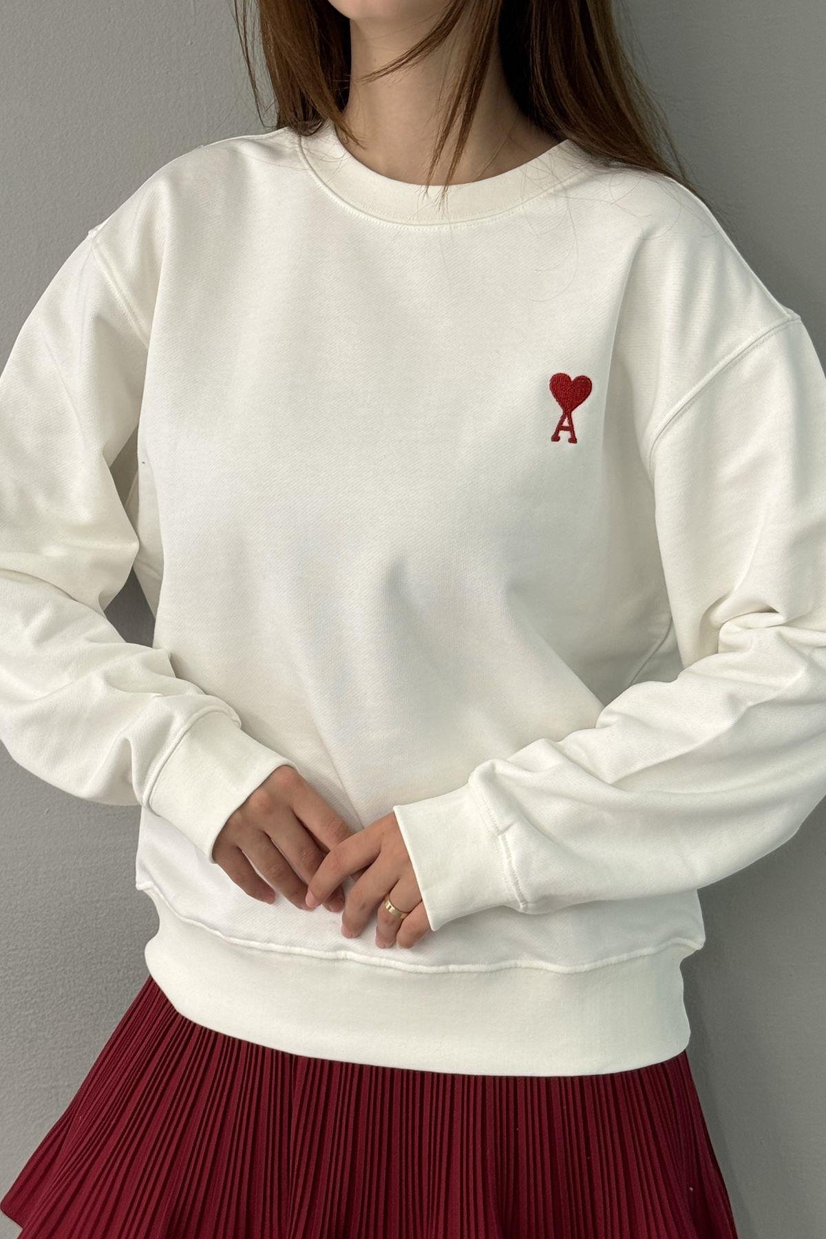 KALP NAKIŞLI SWEATSHIRT
