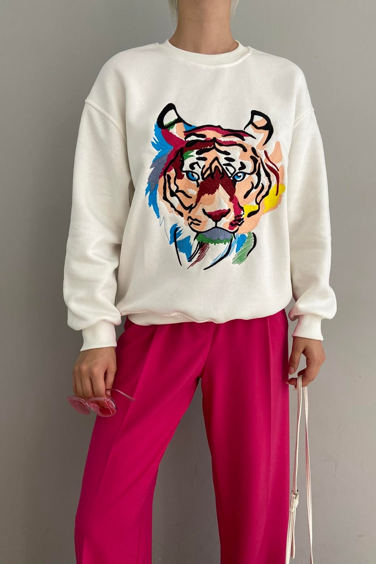 KAPLAN NAKIŞLI SWEATSHIRT
