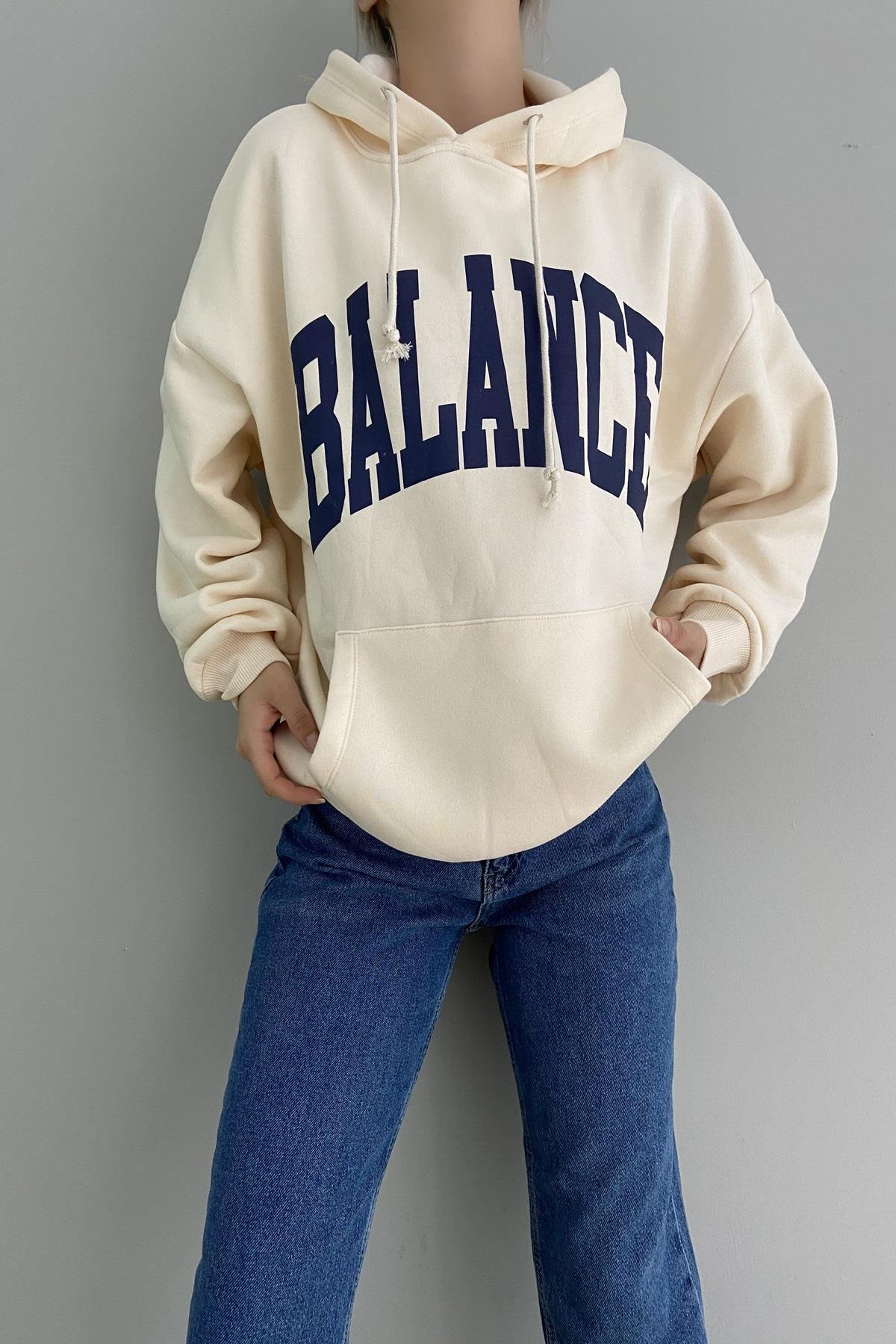 KAPŞONLU BASKILI SWEAT