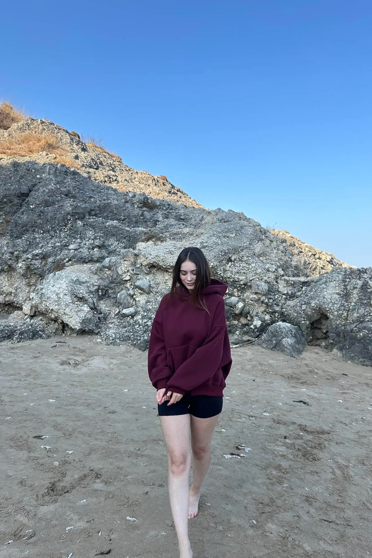 KAPŞONLU CEPLİ SWEATSHIRT