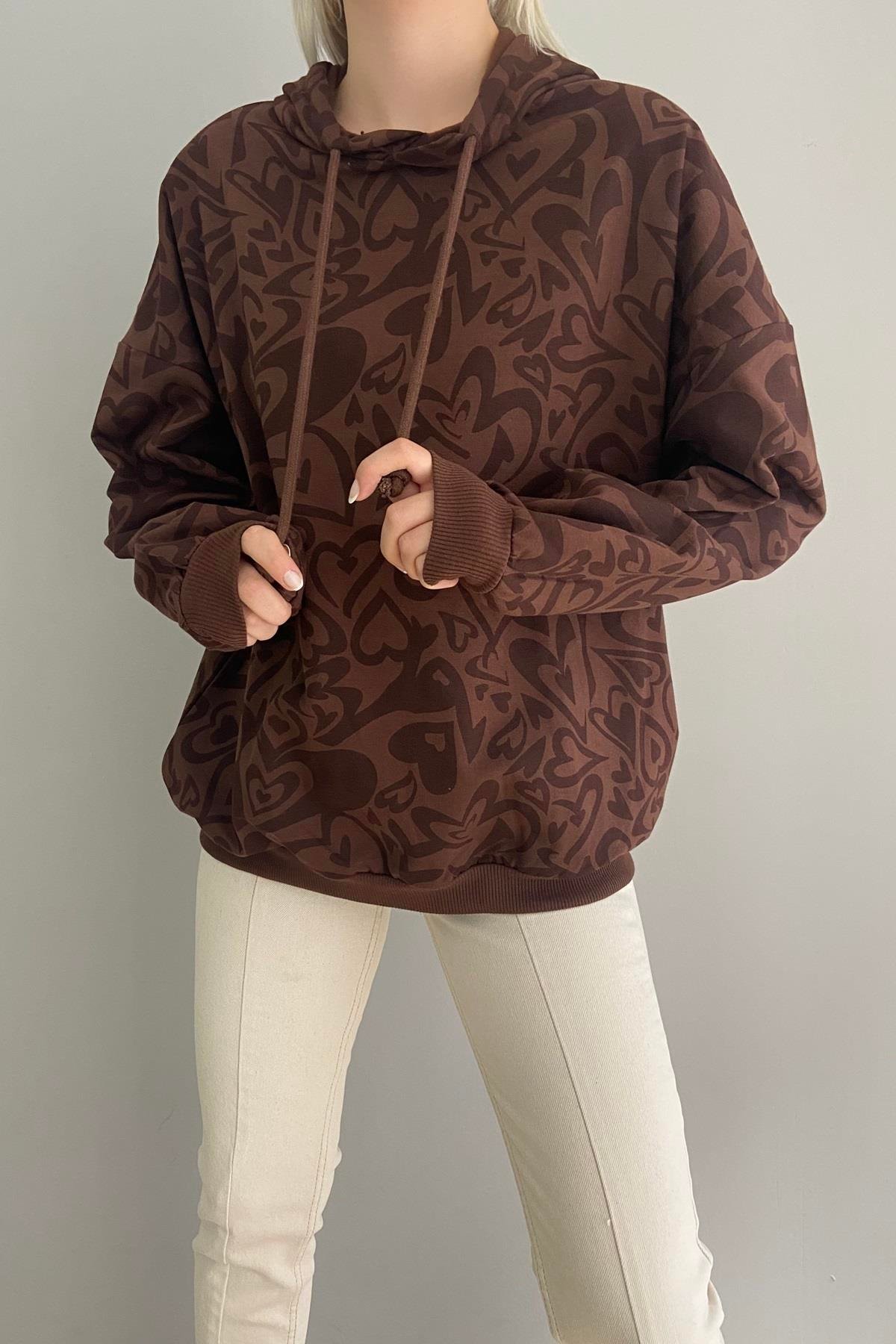 KAPŞONLU DESENLİ SWEAT