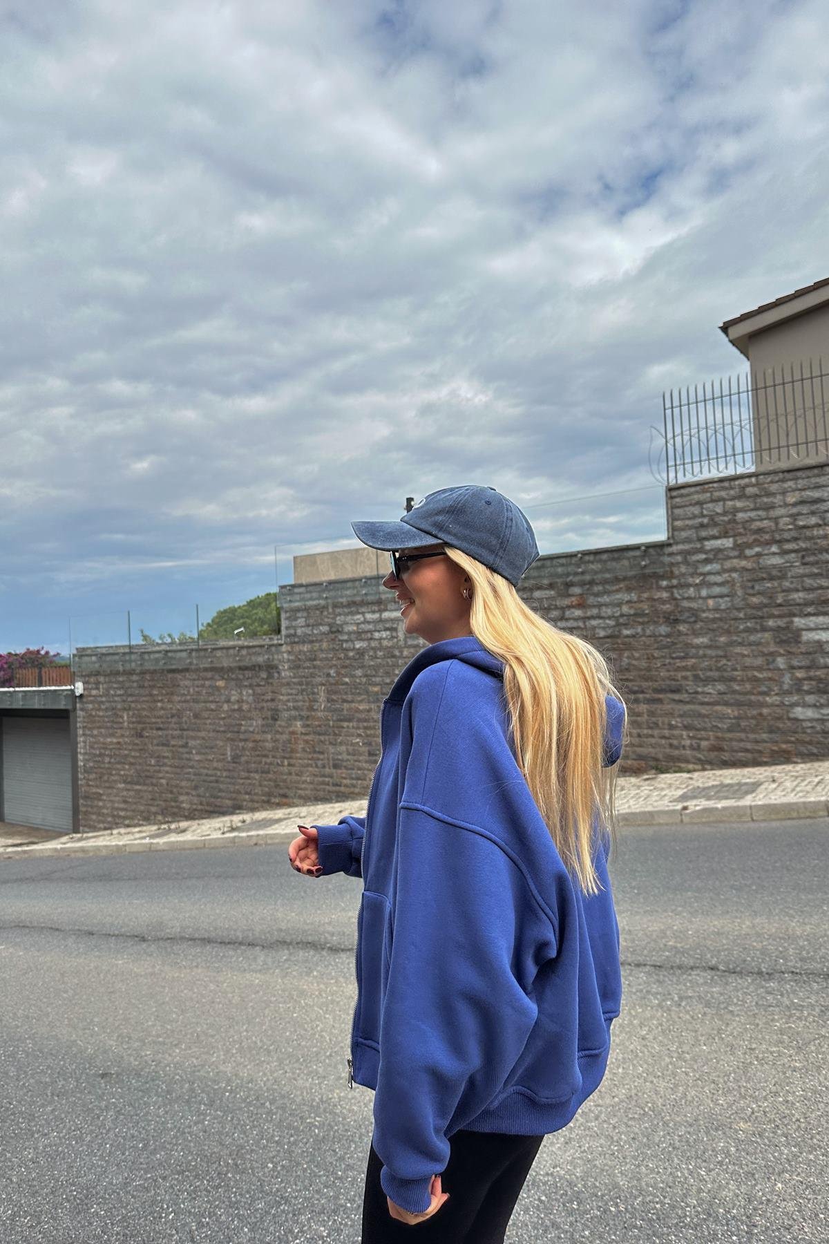 KAPŞONLU FERMUAR DETAY SWEATSHIRT