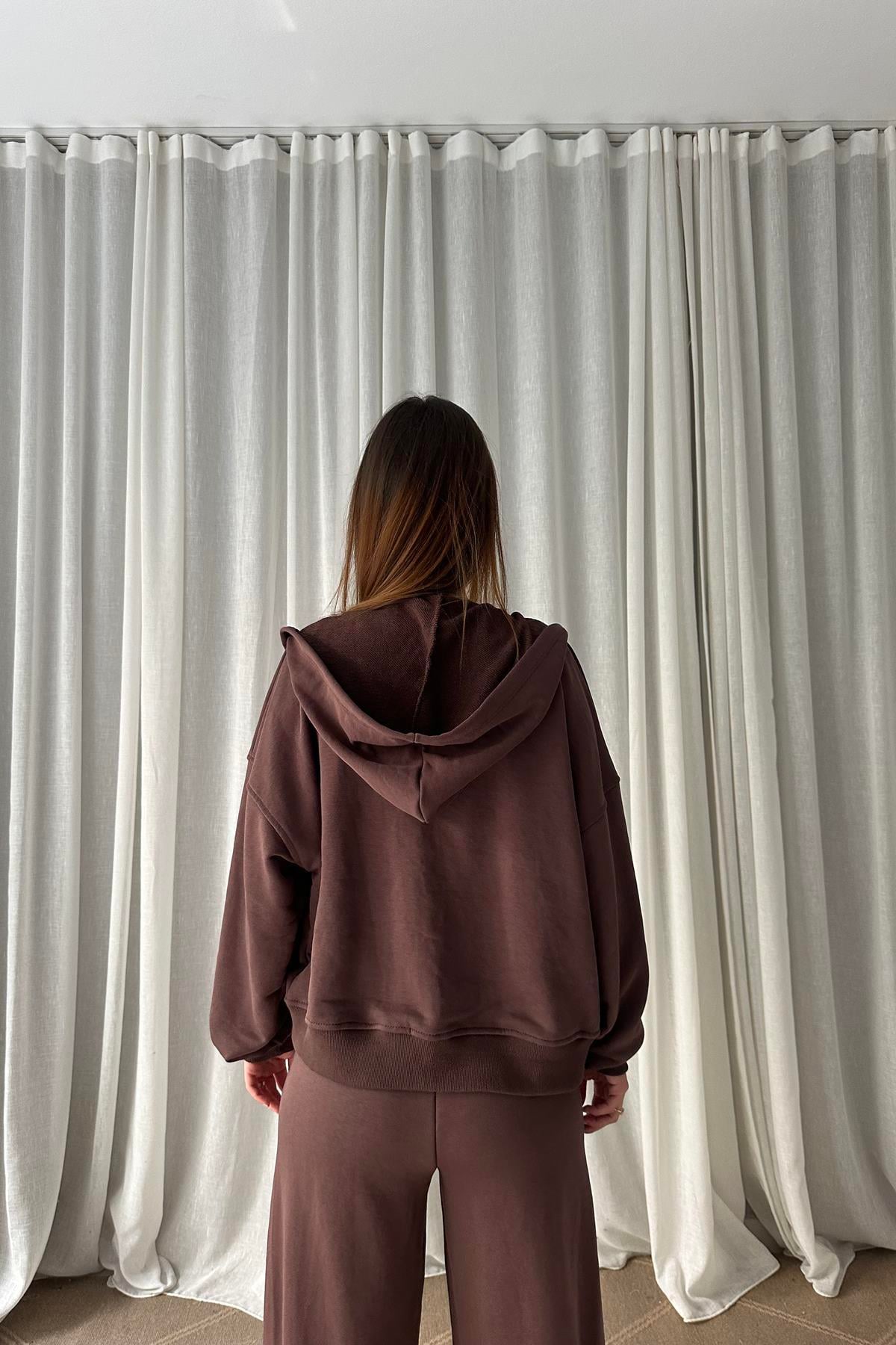 KAPŞONLU FERMUARLI SWEATSHIRT