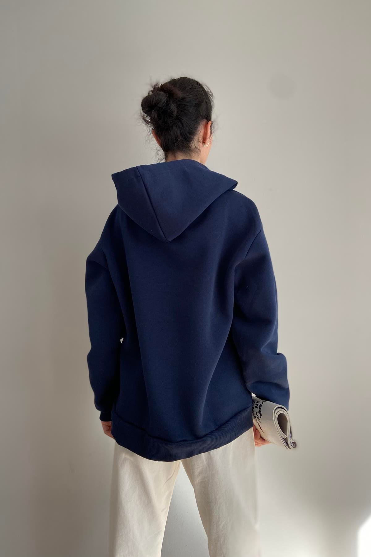 KAPŞONLU SWEATSHIRT