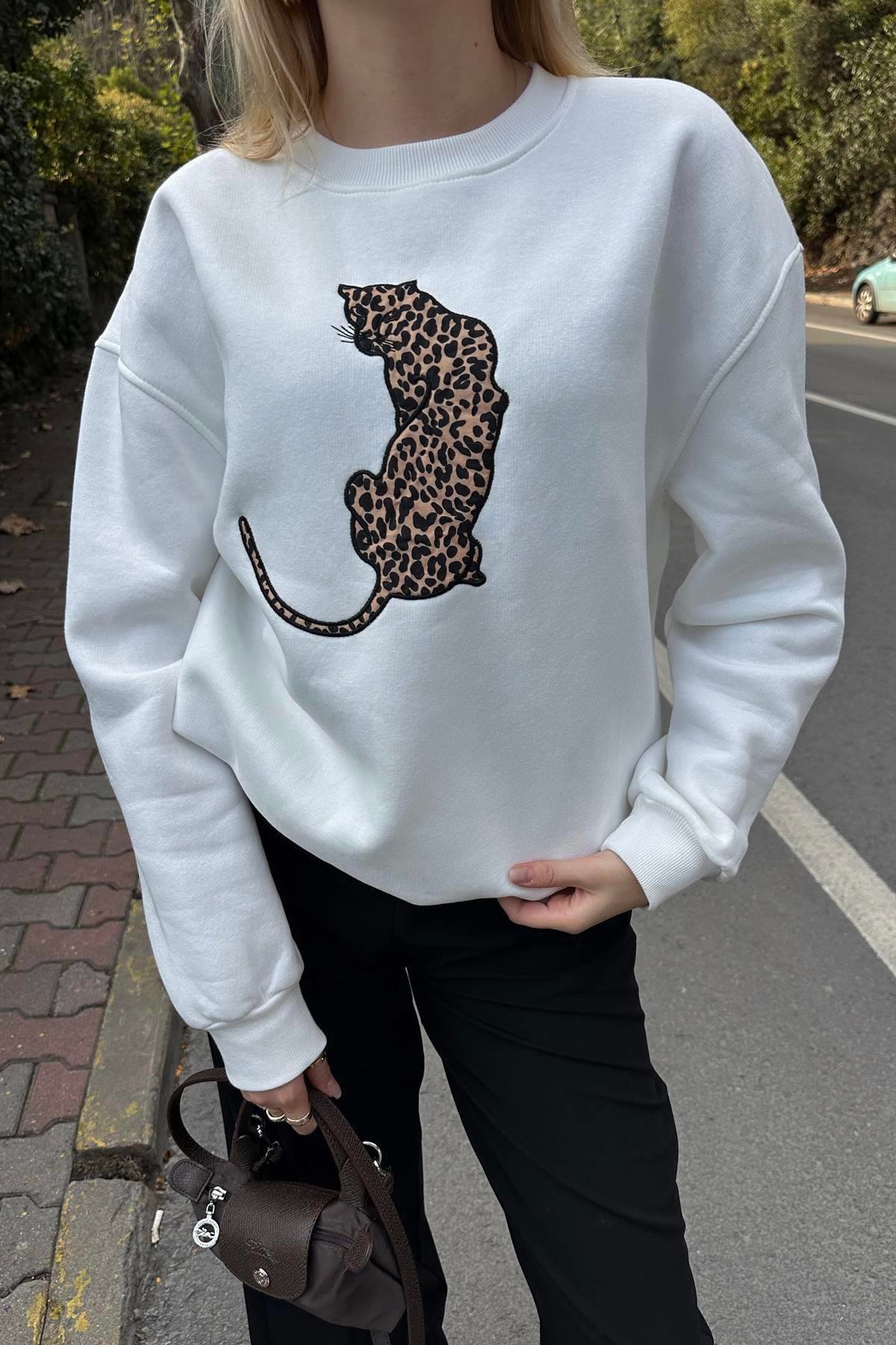 NAKIŞ DETAY SWEATSHIRT