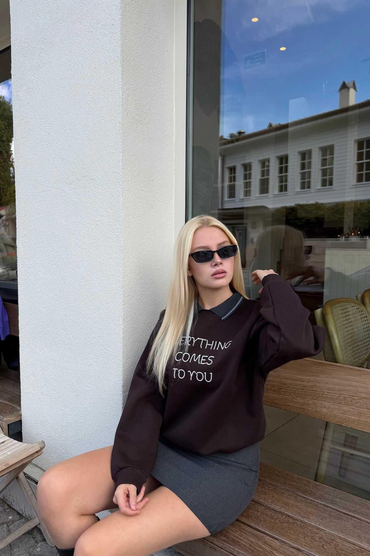NAKIŞ DETAY SWEATSHIRT