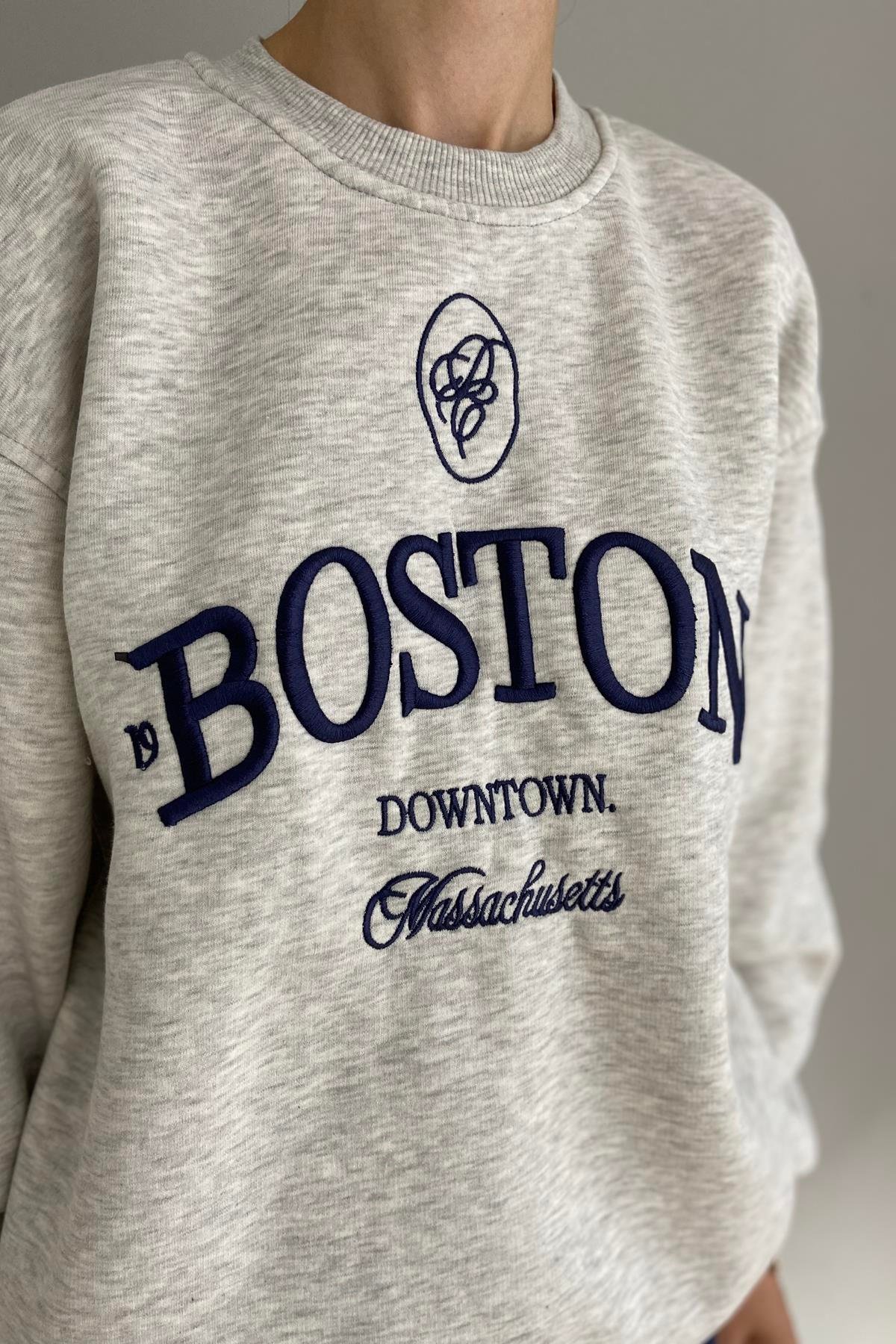 NAKIŞ DETAYLI SWEATSHIRT