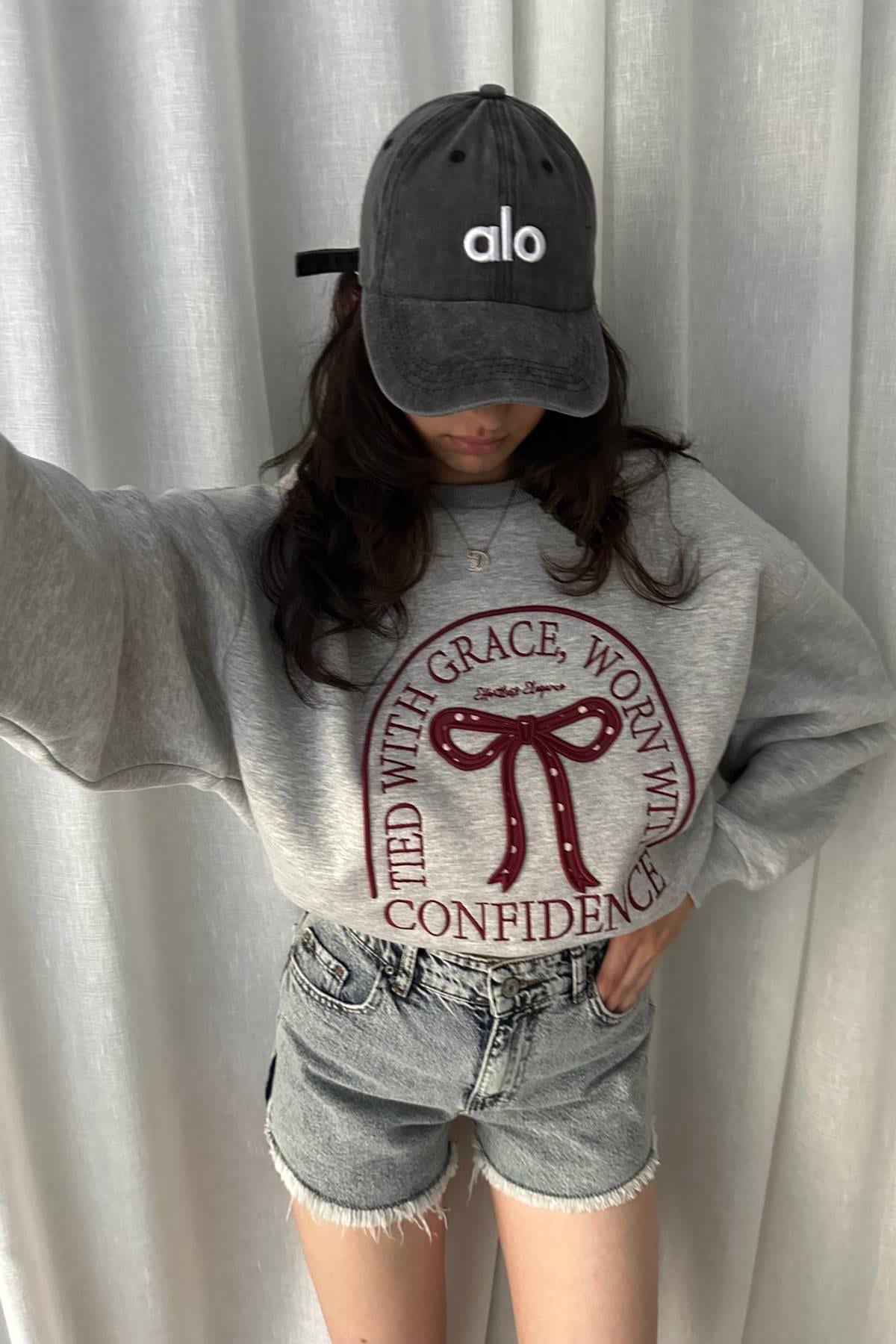 NAKIŞ DETAYLI SWEATSHIRT