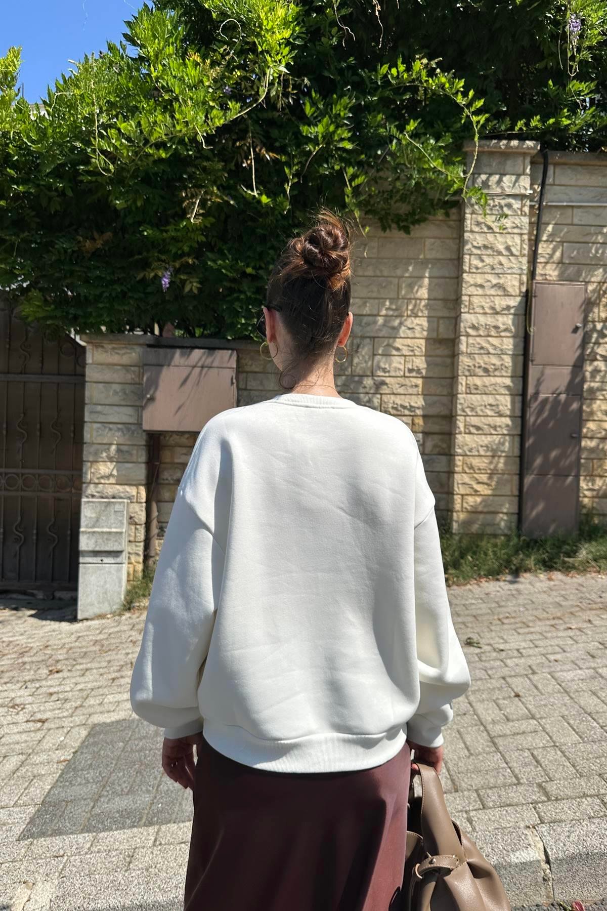 NAKIŞ DETAYLI SWEATSHIRT