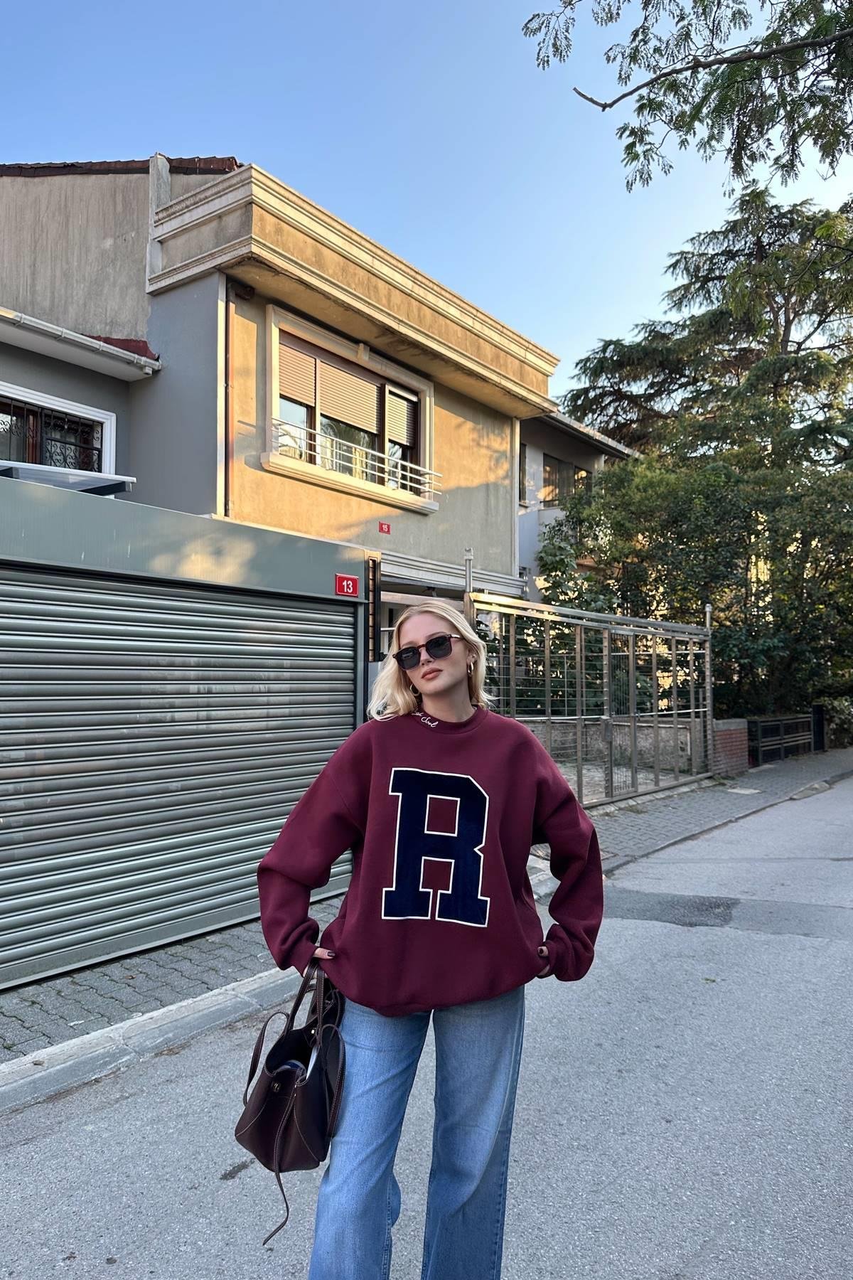 NAKIŞ DETAYLI SWEATSHIRT
