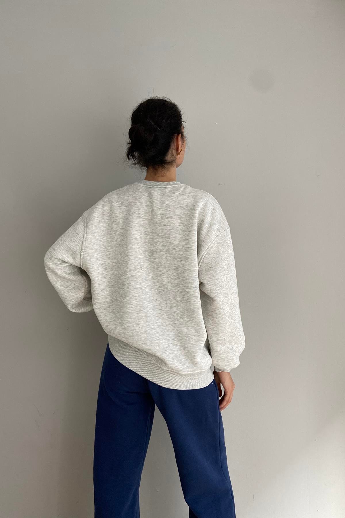 NAKIŞ DETAYLI SWEATSHIRT