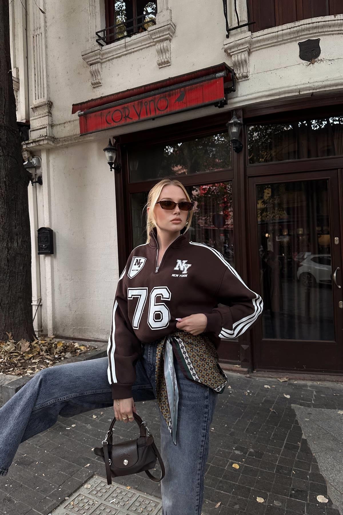 NY 76 NAKIŞ DETAYLI YARIM FERMUARLI SWEATSHIRT