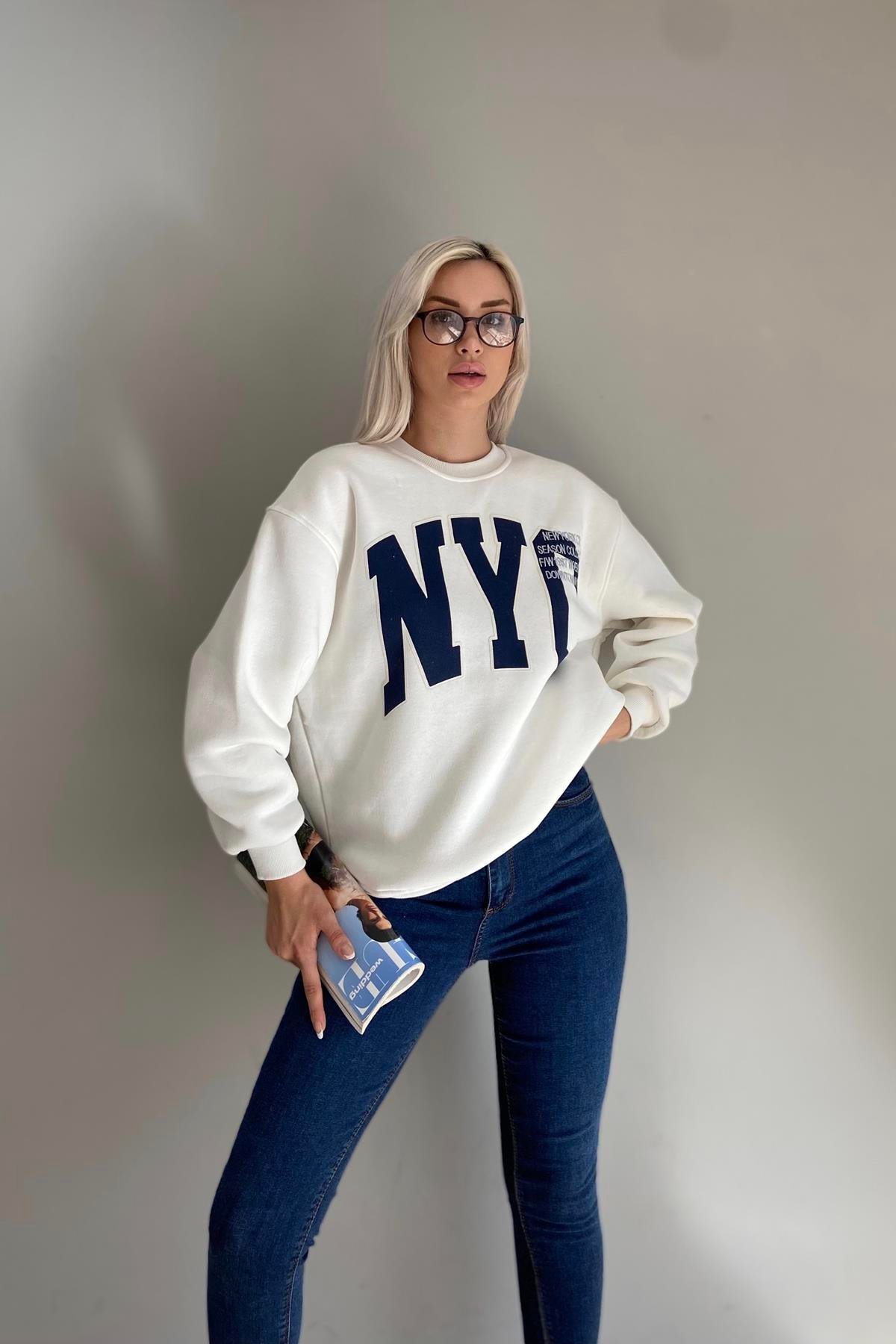 NYC BASKILI SWEATSHIRT