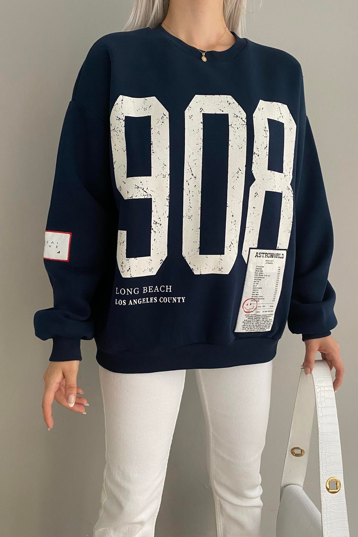 PATCH DETAYLI BASKILI SWEATSHIRT